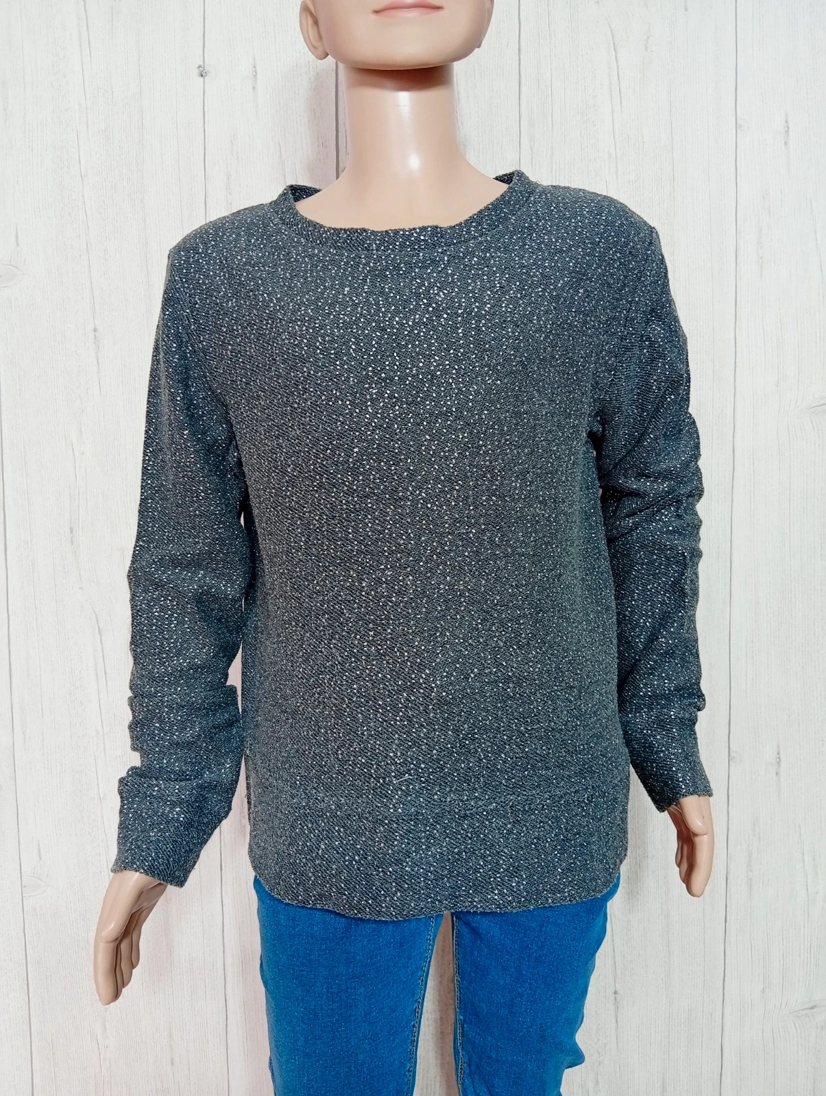 Pull manches longues fille - taille 12 ans ( 146/152 cm) - Kiabi - couleur gris argente – Kiabi – taille 12 ans / 152 cm