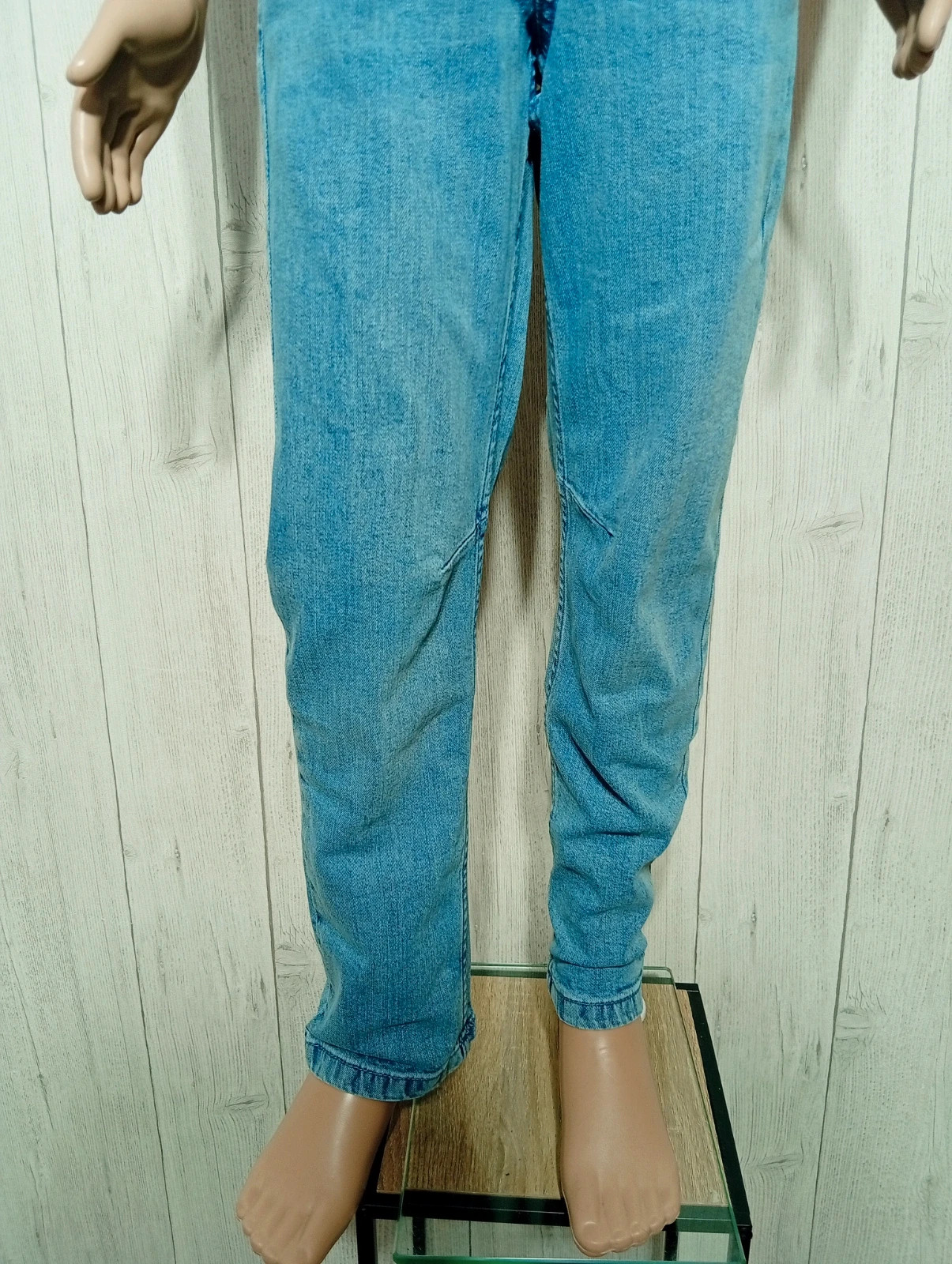 Jeans garcon - taille 10 ans ( 140 cm) - La halle - couleur bleu clair – La Halle – taille 10 ans / 140 cm 3