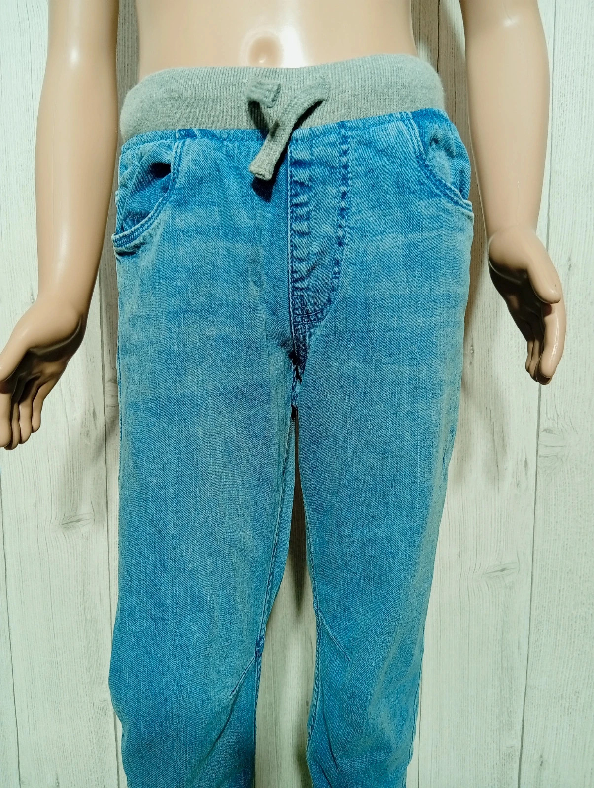 Jeans garcon - taille 10 ans ( 140 cm) - La halle - couleur bleu clair – La Halle – taille 10 ans / 140 cm 2