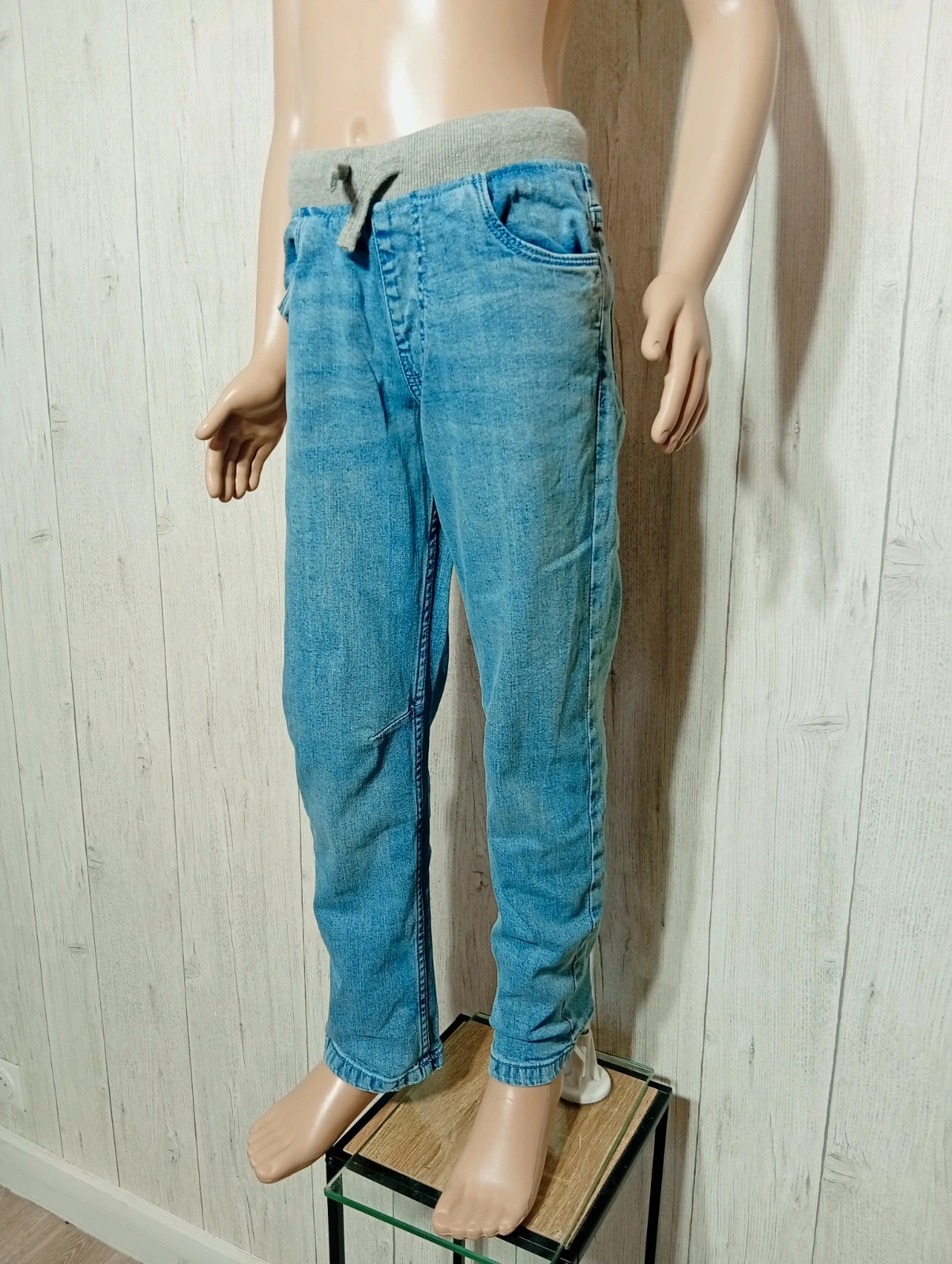 Jeans garcon - taille 10 ans ( 140 cm) - La halle - couleur bleu clair – La Halle – taille 10 ans / 140 cm 5