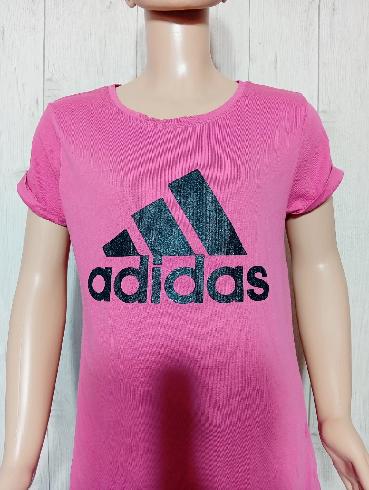 T-shirt manches courtes fille - taille 14 ans (164 cm) - adidas - couleur fushia et noir – adidas – taille 14 ans / 164 cm 2