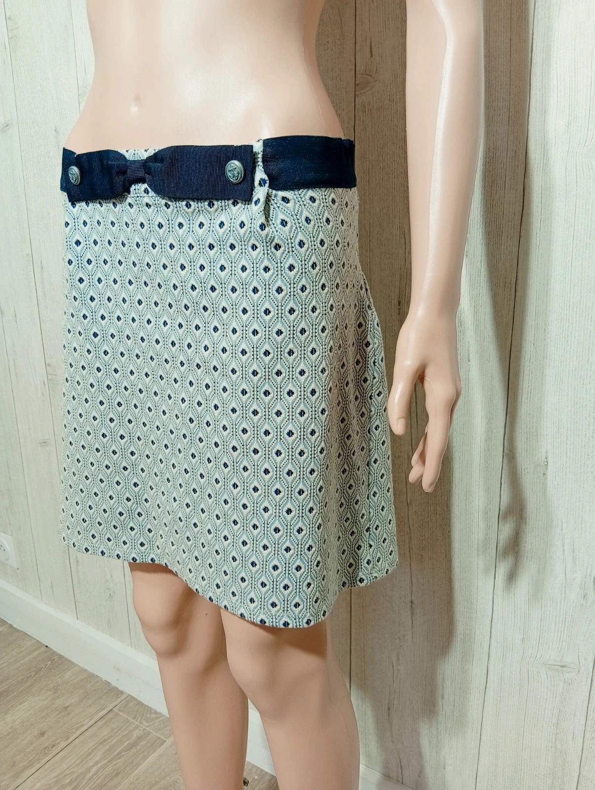 Jupe femme - taille XL/42 - Naf Naf - couleur marine bleu clair et blanc – Naf Naf – taille XL / 42 / 14 3