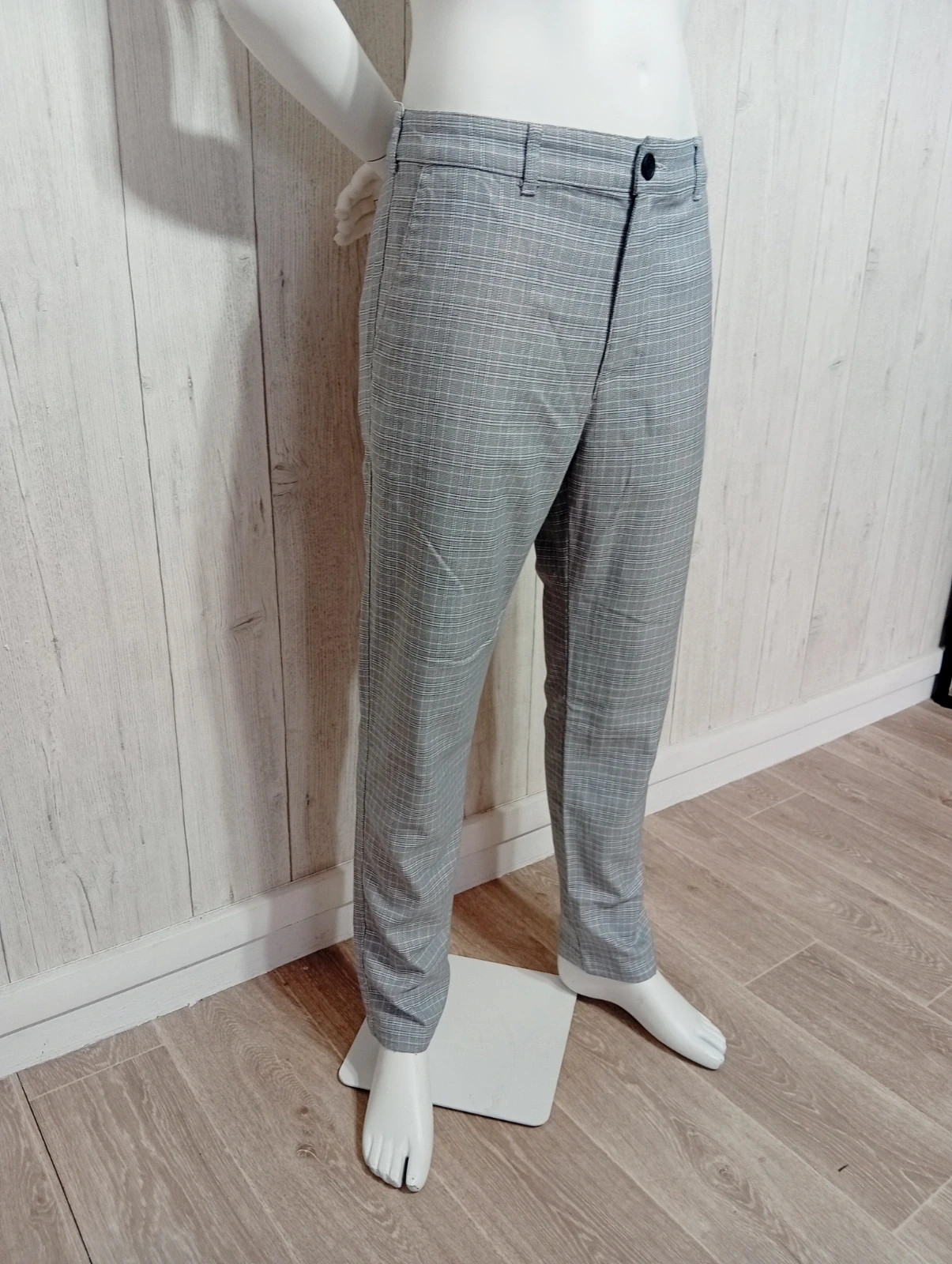 Pantalon de costume homme - taille XL/42 ( W32/L30)- Hollister- couleur gris et blanc – Hollister – taille XL 4