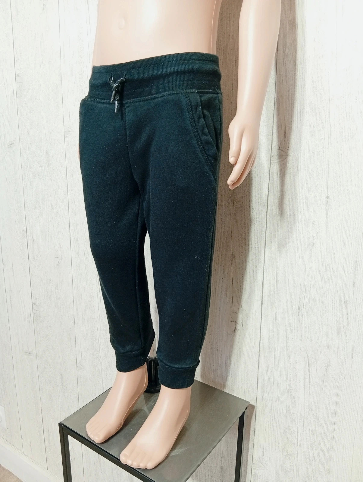 Pantalon jogging garcon - taille 2/3 ans (98 cm) - primark - couleur noir – Primark – taille 3 ans / 98 cm 5