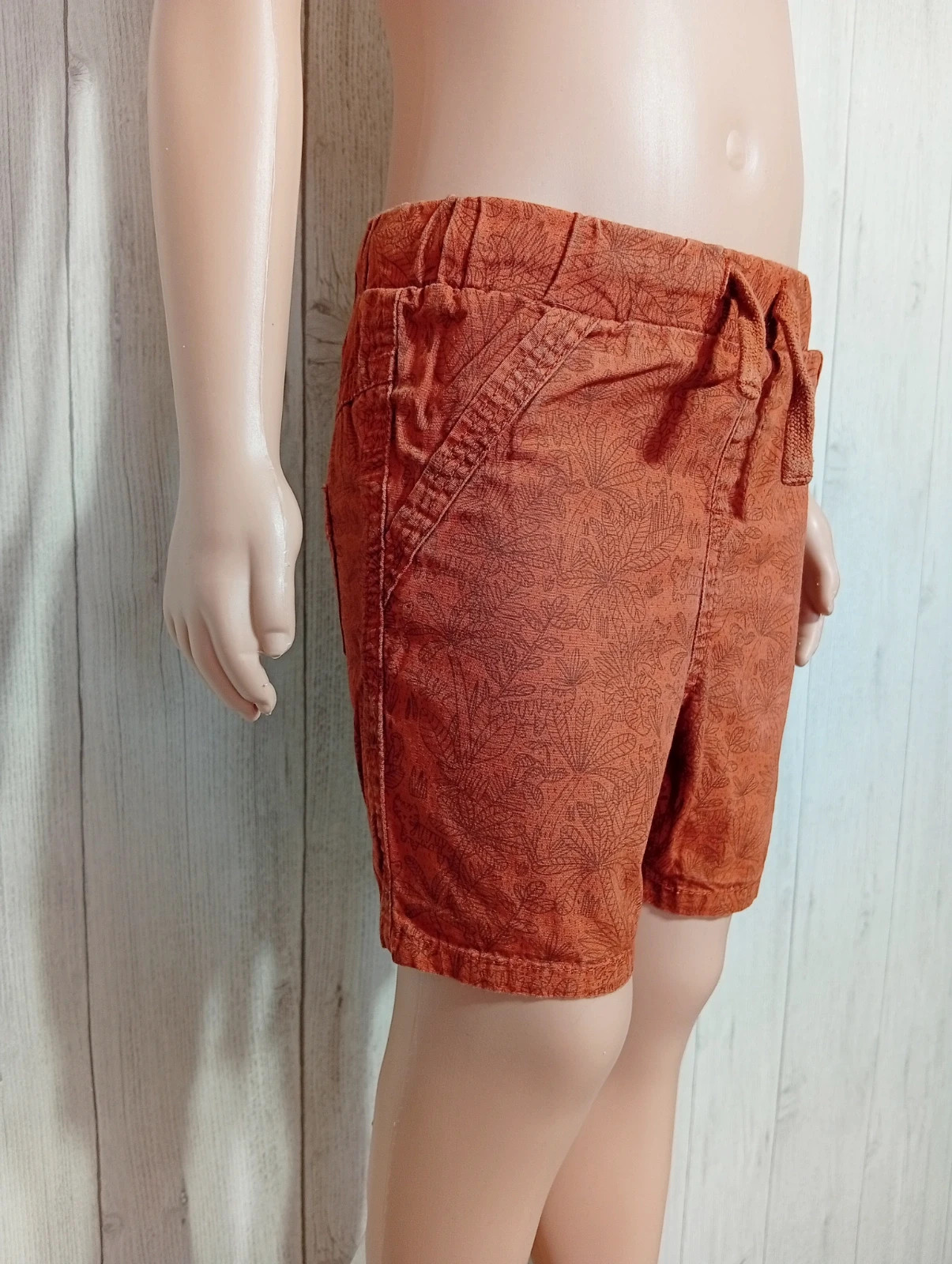 Lot de 2 short garcon - taille 3 ans ( 90/97cm ) -Kiabi- couleur orange et noir – Kiabi – taille 3 ans / 98 cm 2