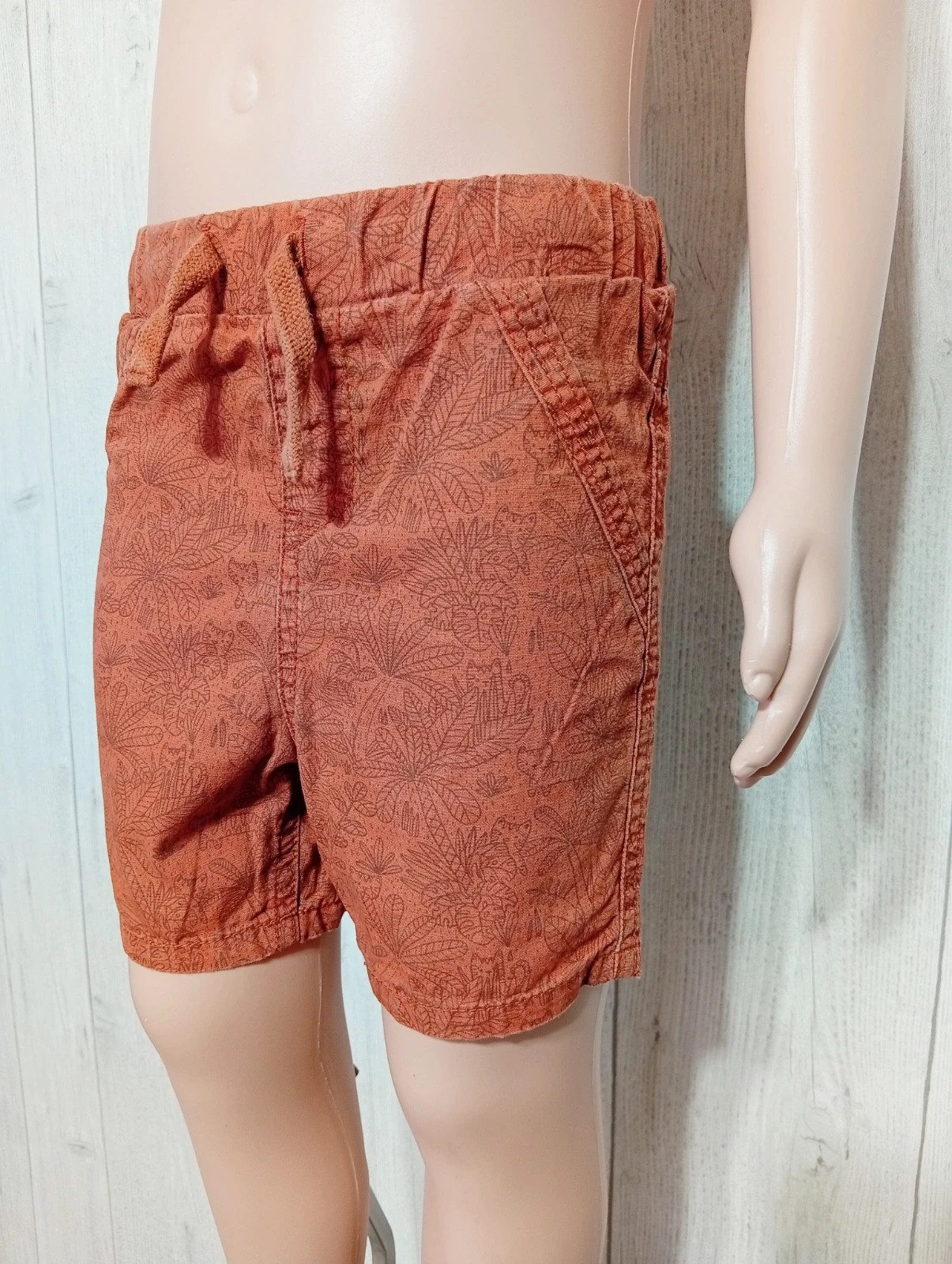 Lot de 2 short garcon - taille 3 ans ( 90/97cm ) -Kiabi- couleur orange et noir – Kiabi – taille 3 ans / 98 cm 3
