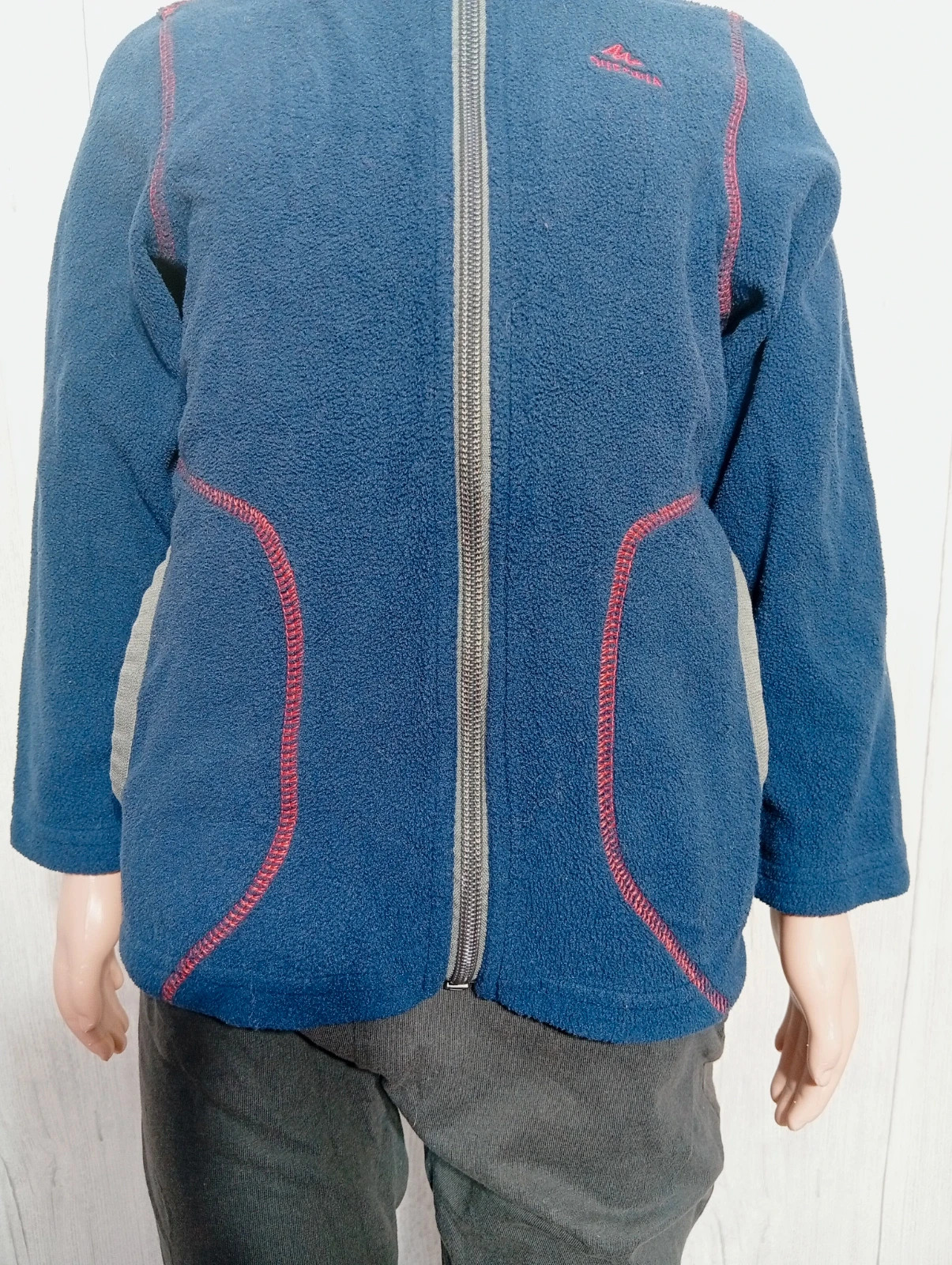Veste polaire - taille 4/5 ans (103/112 cm) - decathlon- couleur marine – Decathlon – taille 4 ans / 104 cm 3
