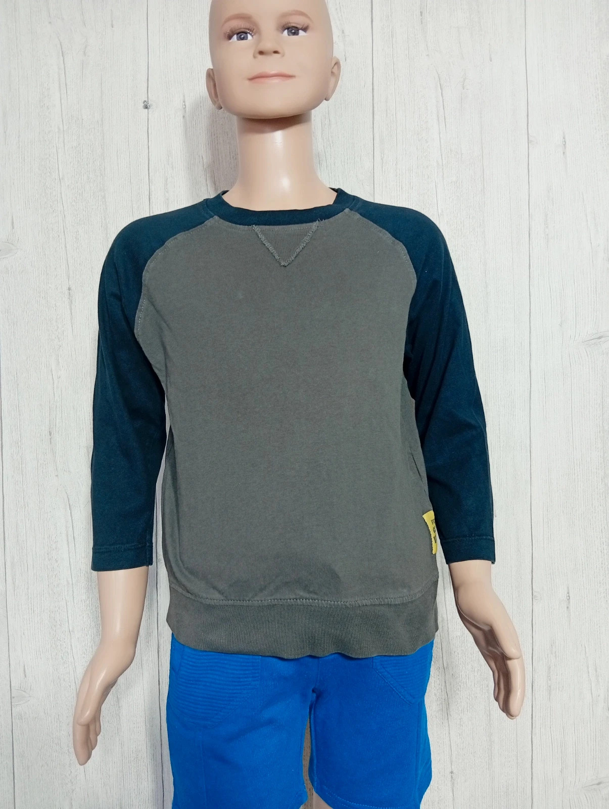T-shirt manche longue garçon - taille 6 ans (116 cm) - zara - couleur noir et gris – Zara – taille 6 ans / 116 cm