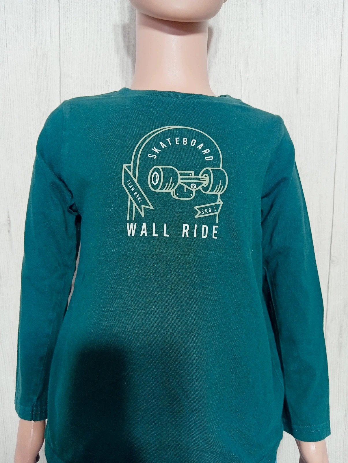 T-shirt manche longue garçon - taille 4 ans (98/107cm) - Kiabi - couleur vert foncé et blanc – Kiabi – taille 4 ans / 104 cm 2