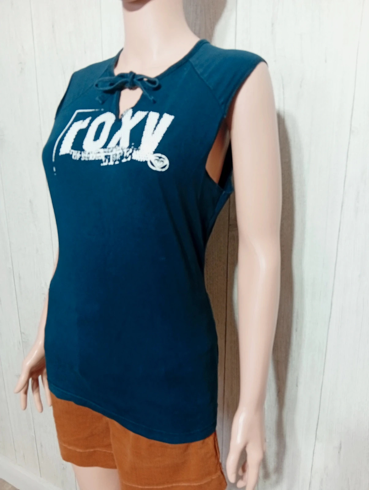 Débardeur femme - taille XL/42 ( taille 4) - quiksilver- couleur noir et blanc de – Quiksilver – taille XL / 42 / 14 5