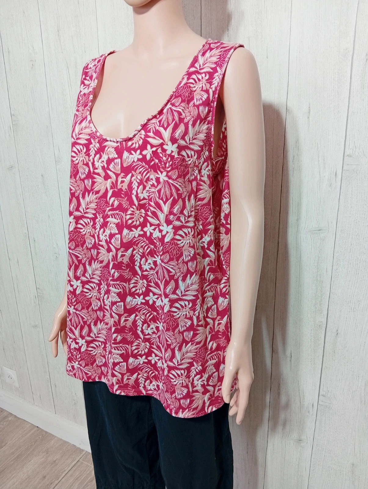 Débardeur femme - taille XL/42 - la halle - couleur rouge et blanc – La Halle – taille XL / 42 / 14 5