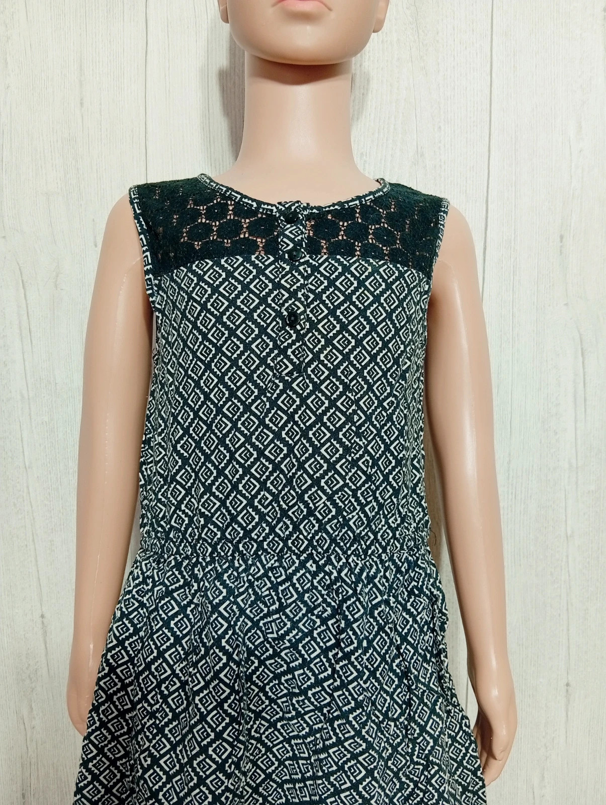 Robe fille - taille 6 ans ( 116 cm) - lili marelle - couleur noir et blanc – Lili Marelle – taille 6 ans / 116 cm 2