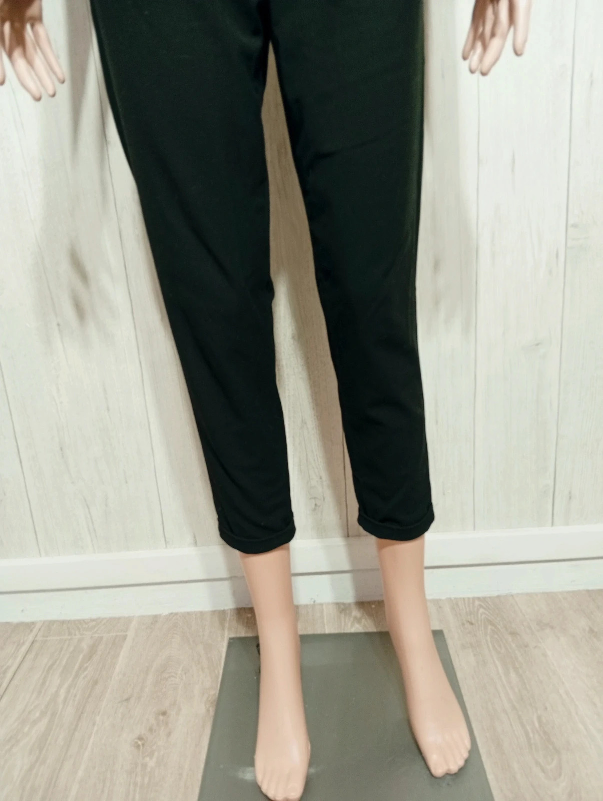 Pantalon court femme - taille S/36 - bershka - couleur noir – Bershka – taille S / 36 / 8 3