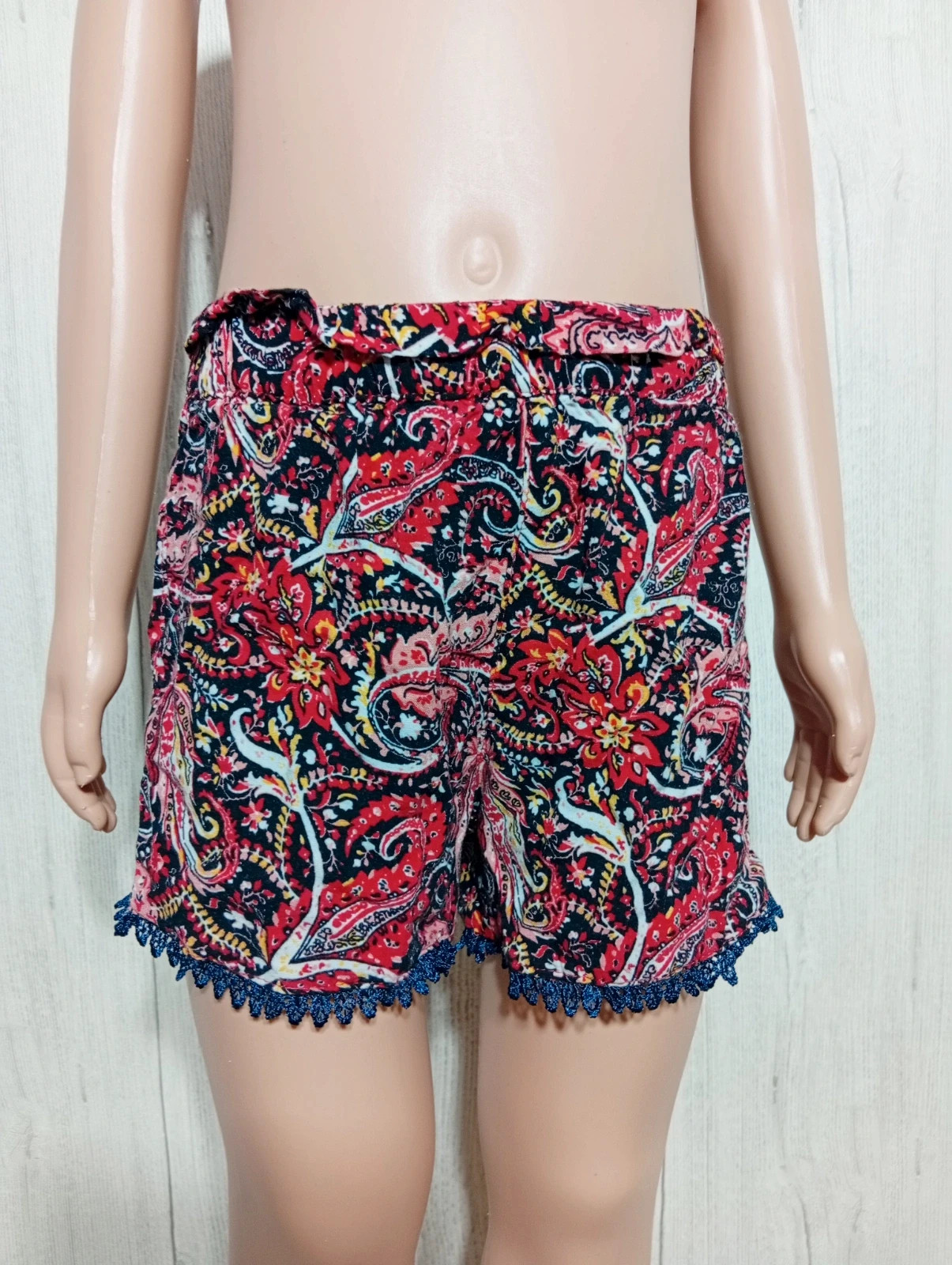 Short fille - taille 6 ans - influx - couleur multicolore