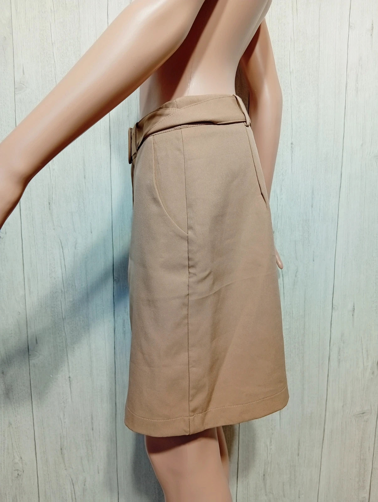 Jupe femme - taille M/38 - In vogue - couleur beige – In Vogue – taille M / 38 / 10 5