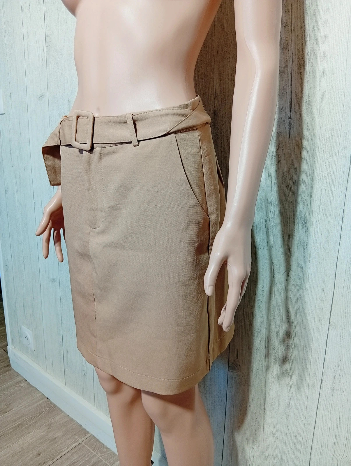 Jupe femme - taille M/38 - In vogue - couleur beige – In Vogue – taille M / 38 / 10 3
