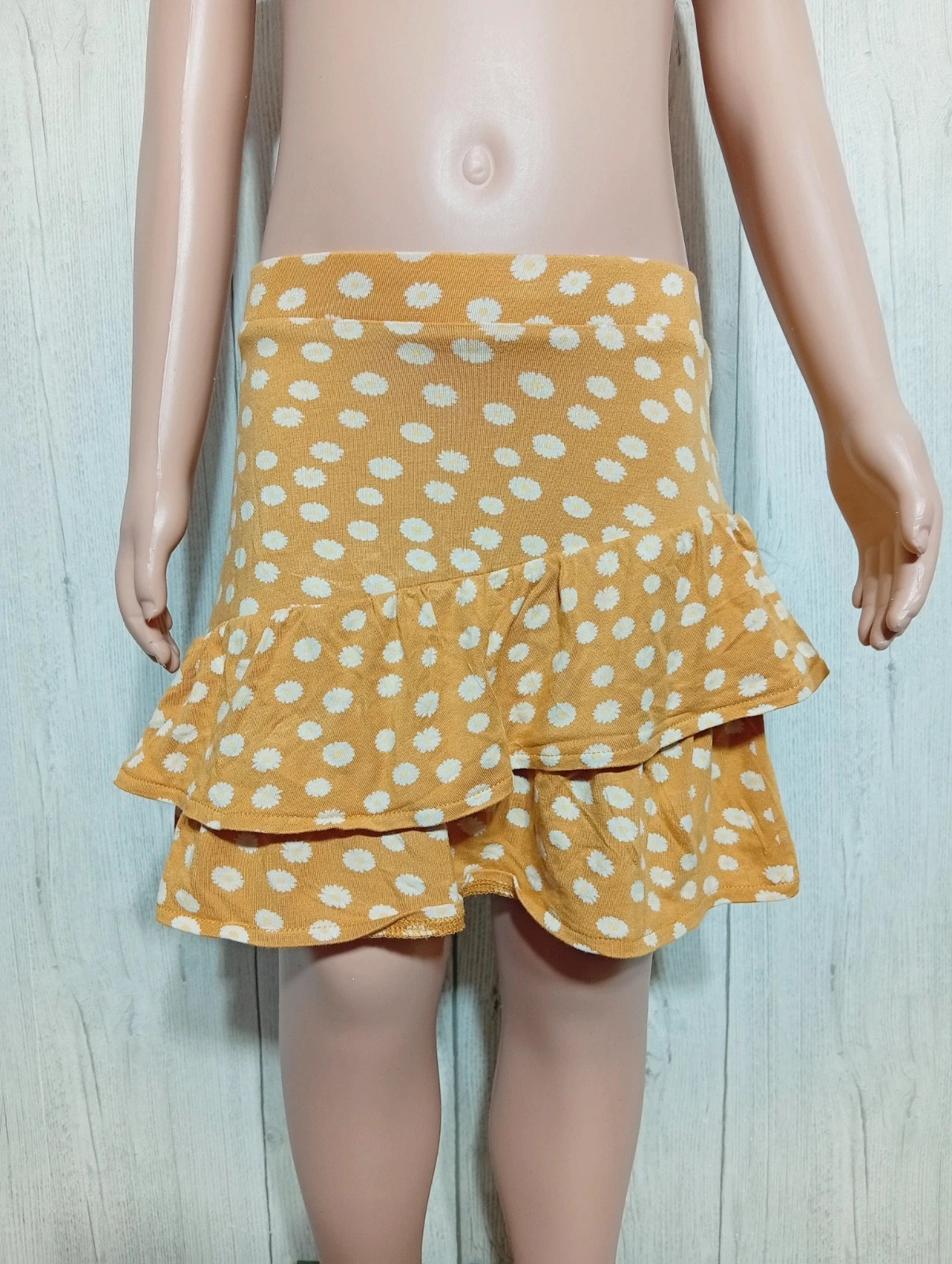 Jupe fille - taille 5 ans (108/113 cm) - Kiabi - couleur moutarde et blanc – Kiabi – taille 5 ans / 110 cm