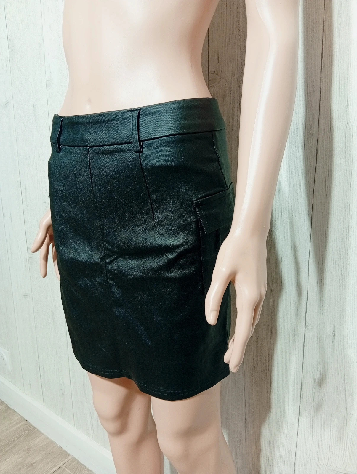 Jupe en cuir femme - taille M/38 - shein - couleur noir – Shein – taille M / 38 / 10 3