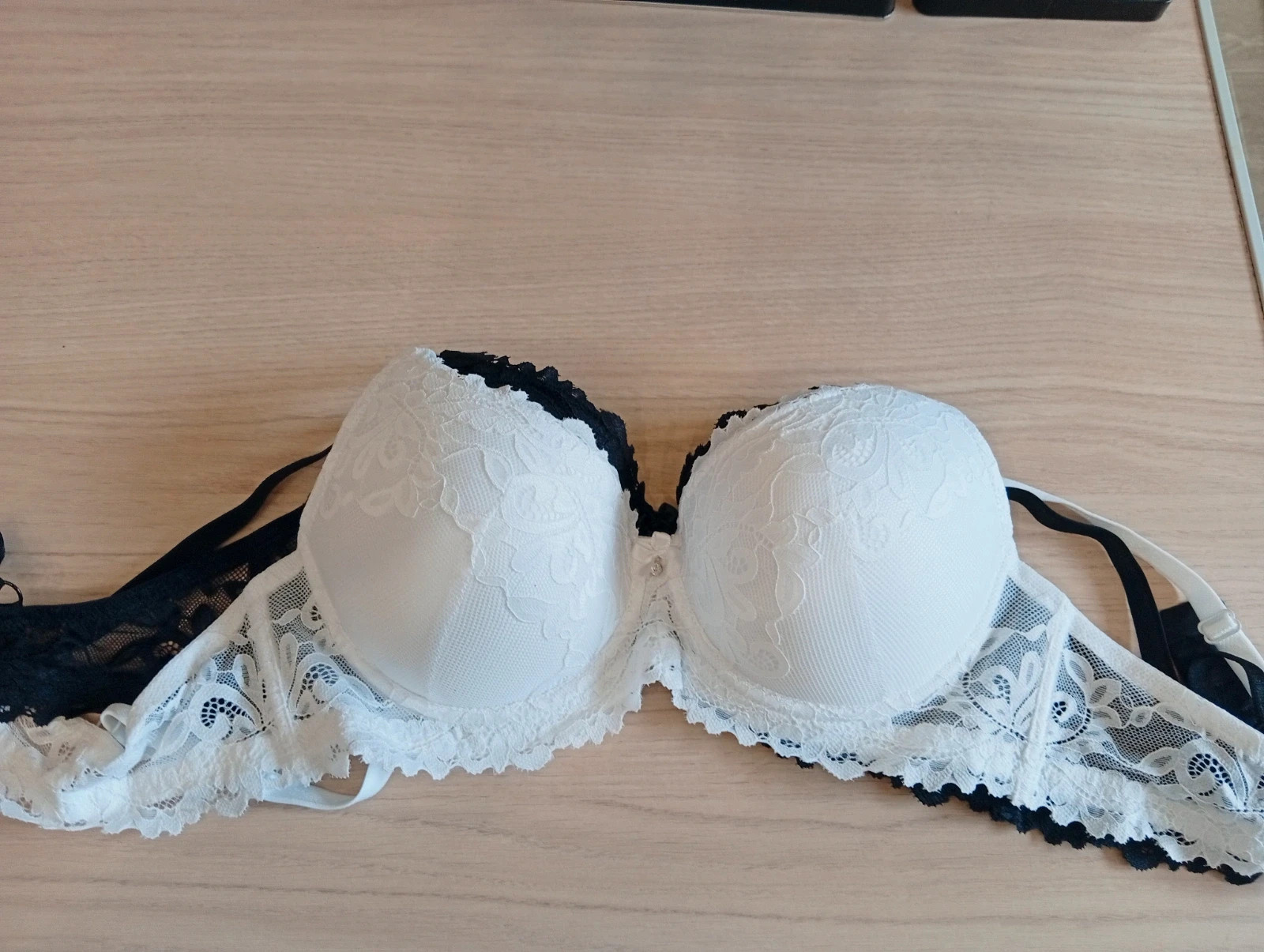 Lot de 3 soutien gorge femme - taille 80C - couleur rouge noir et blanc – hersunei – taille 85C
