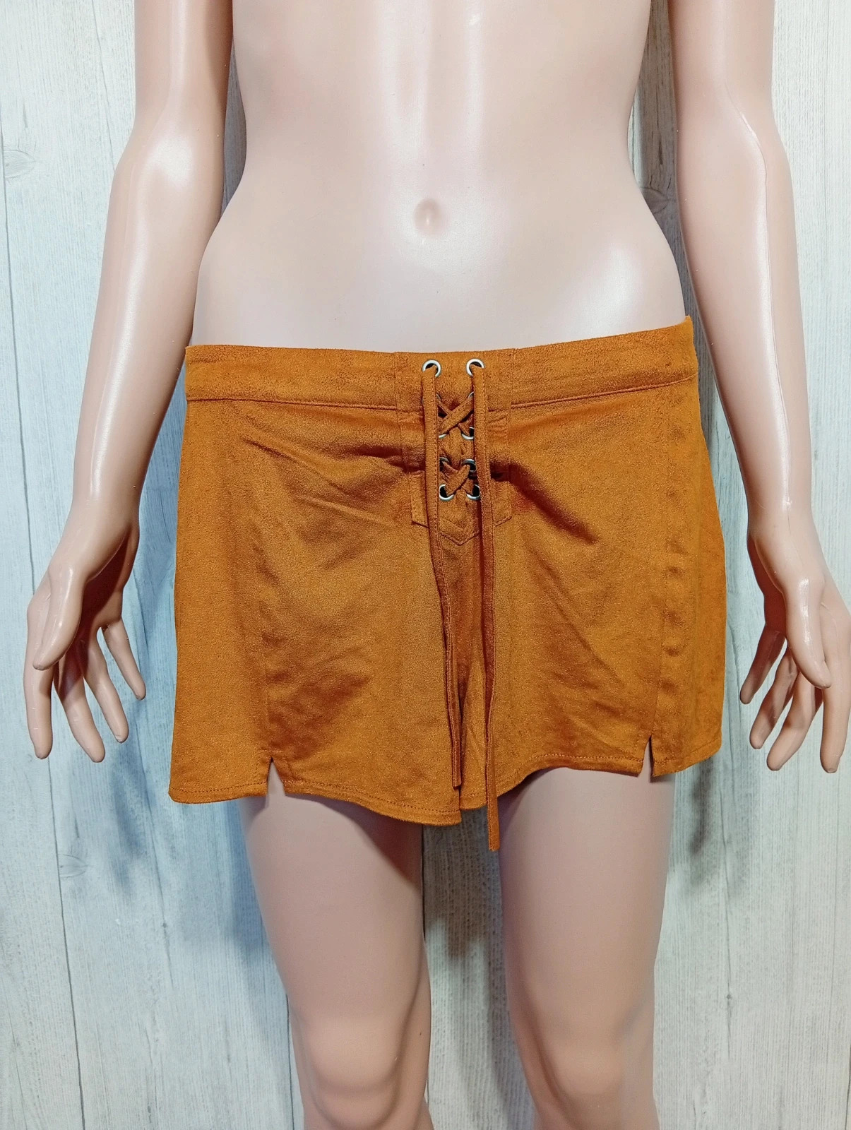 Short femme - taille M/38 - undiz- couleur moutarde