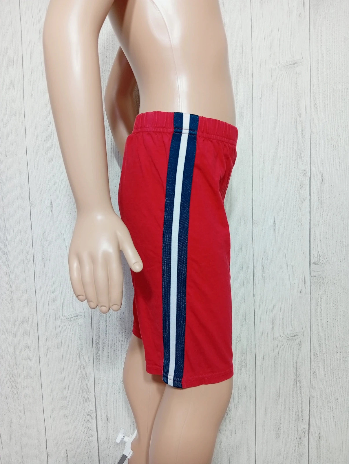 Short garçon - taille 8 ans - tape à l'oeil - couleur rouge noir blanc – Tape à l'œil – taille 8 ans / 128 cm 4