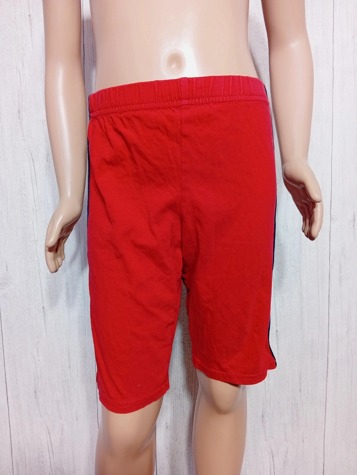 Short garçon - taille 8 ans - tape à l'oeil - couleur rouge noir blanc – Tape à l'œil – taille 8 ans / 128 cm