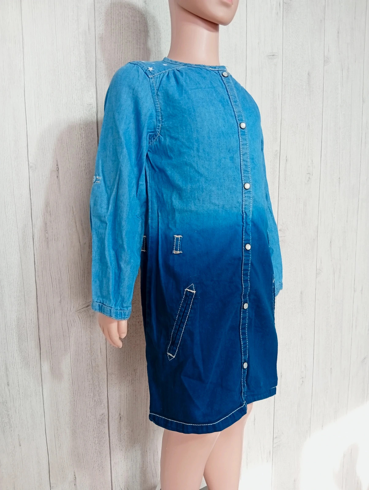 Robe fille - taille 5 ans - Kiabi - couleur bleu marine – Kiabi – taille 5 ans / 110 cm 4