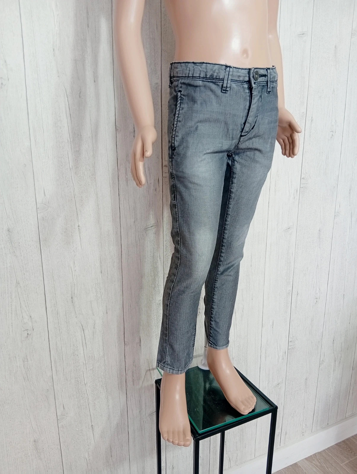 Jeans garcon - taille 8 ans (126/131 cm) - Kiabi - couleur gris noir – Kiabi – taille 8 ans / 128 cm 4
