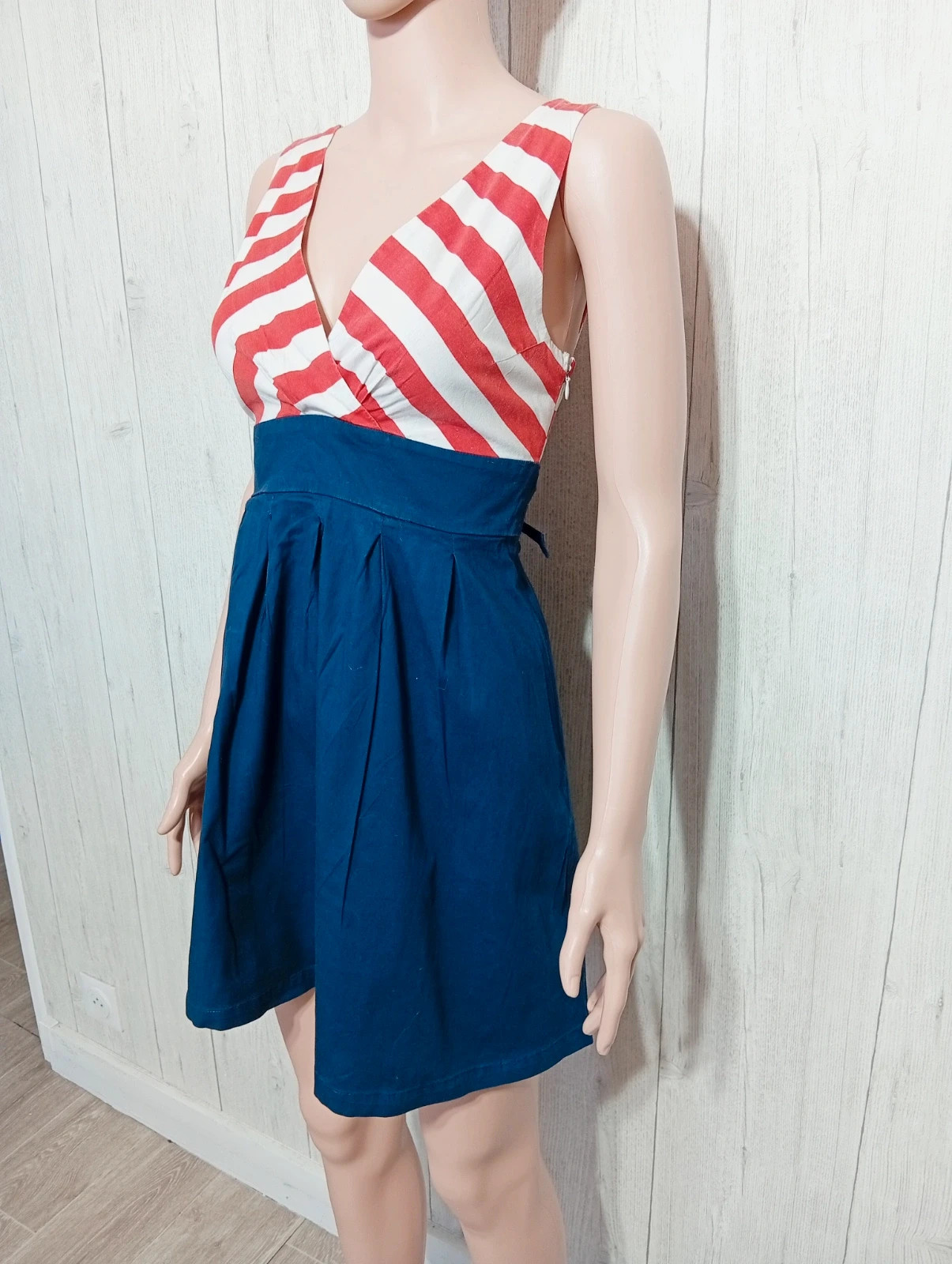 Robe femme - taille S/36 - Jennyfer - couleur marine rouge et blanc – Jennyfer – taille S / 36 / 8 5
