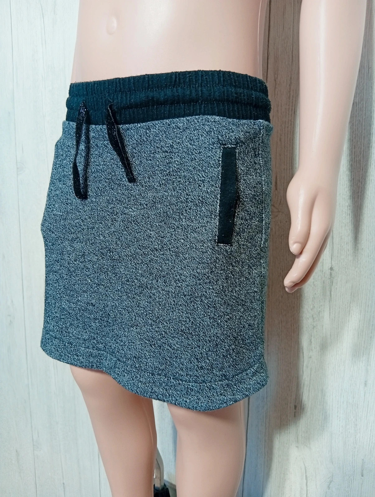 Jupe fille - taille 5 ans - by gemo kids - couleur gris et noir – Kids By Gémo – taille 5 ans / 110 cm 3