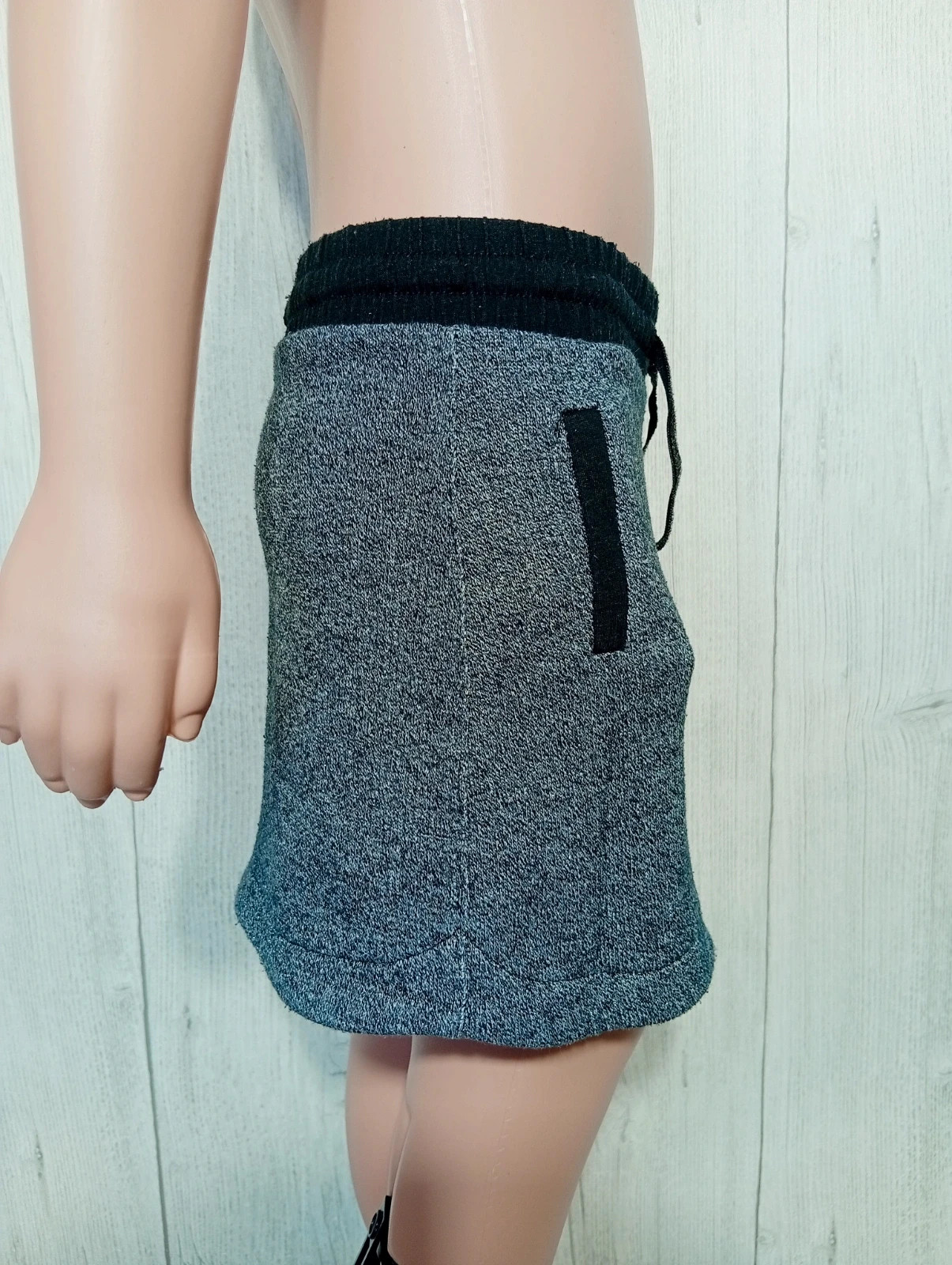 Jupe fille - taille 5 ans - by gemo kids - couleur gris et noir – Kids By Gémo – taille 5 ans / 110 cm 4