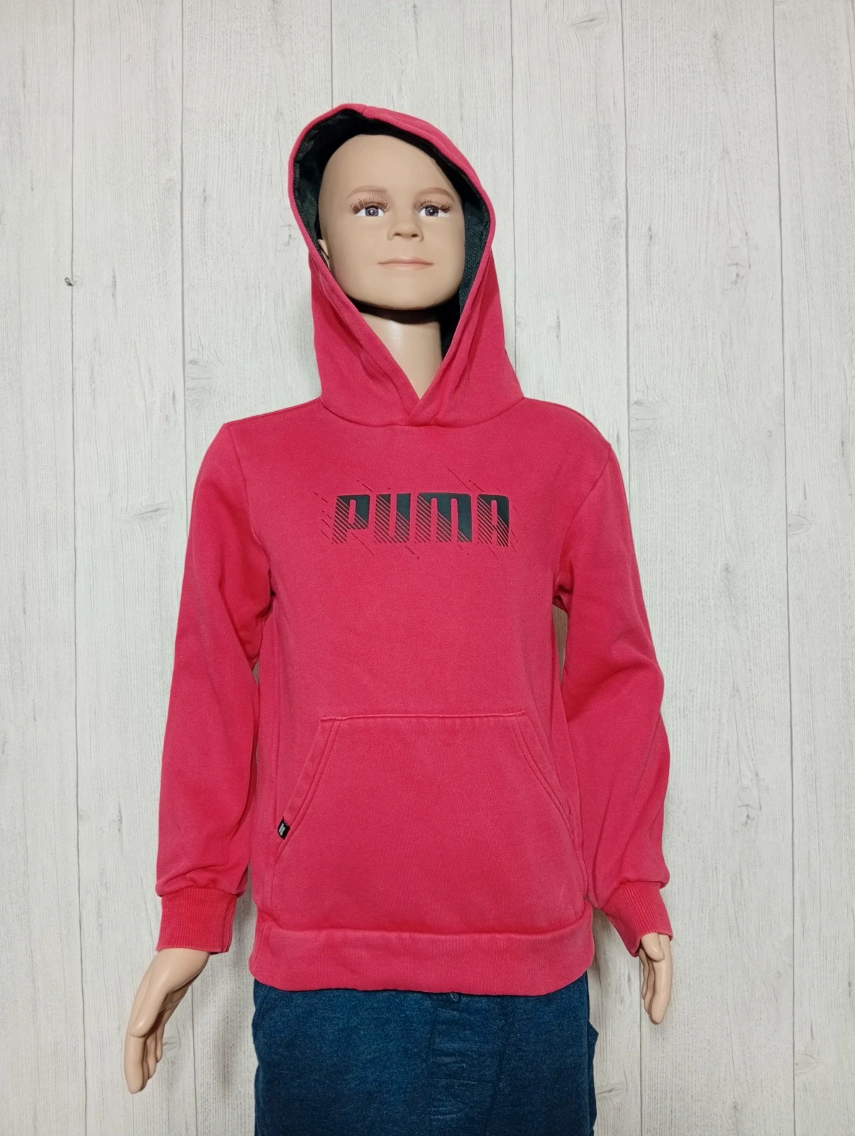 Pull a capuche garcon - taille 9/10 ans ( 140 cm) - puma - couleur rouge et noir