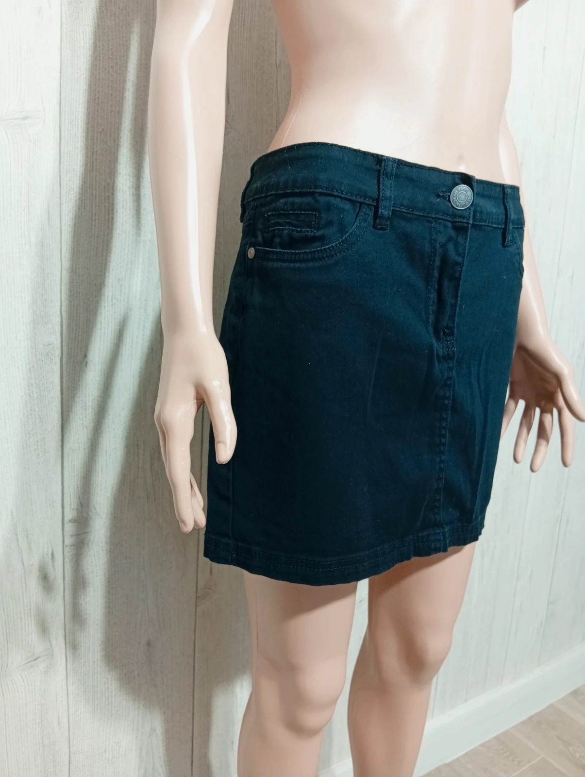 Jupe femme - taille L/40- basic one - couleur noir – Basic One – taille L / 40 / 12 2