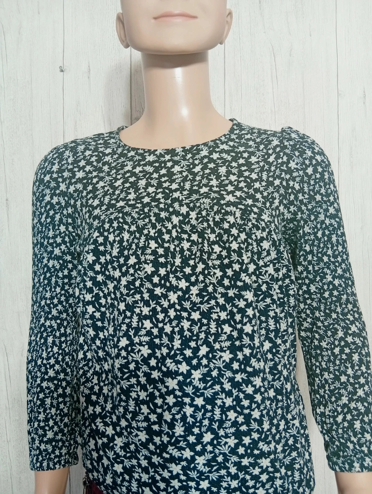 Blouse fille - taille 8 ans (126/131 cm) - Kiabi - couleur noir et blanc – Kiabi – taille 8 ans / 128 cm 2