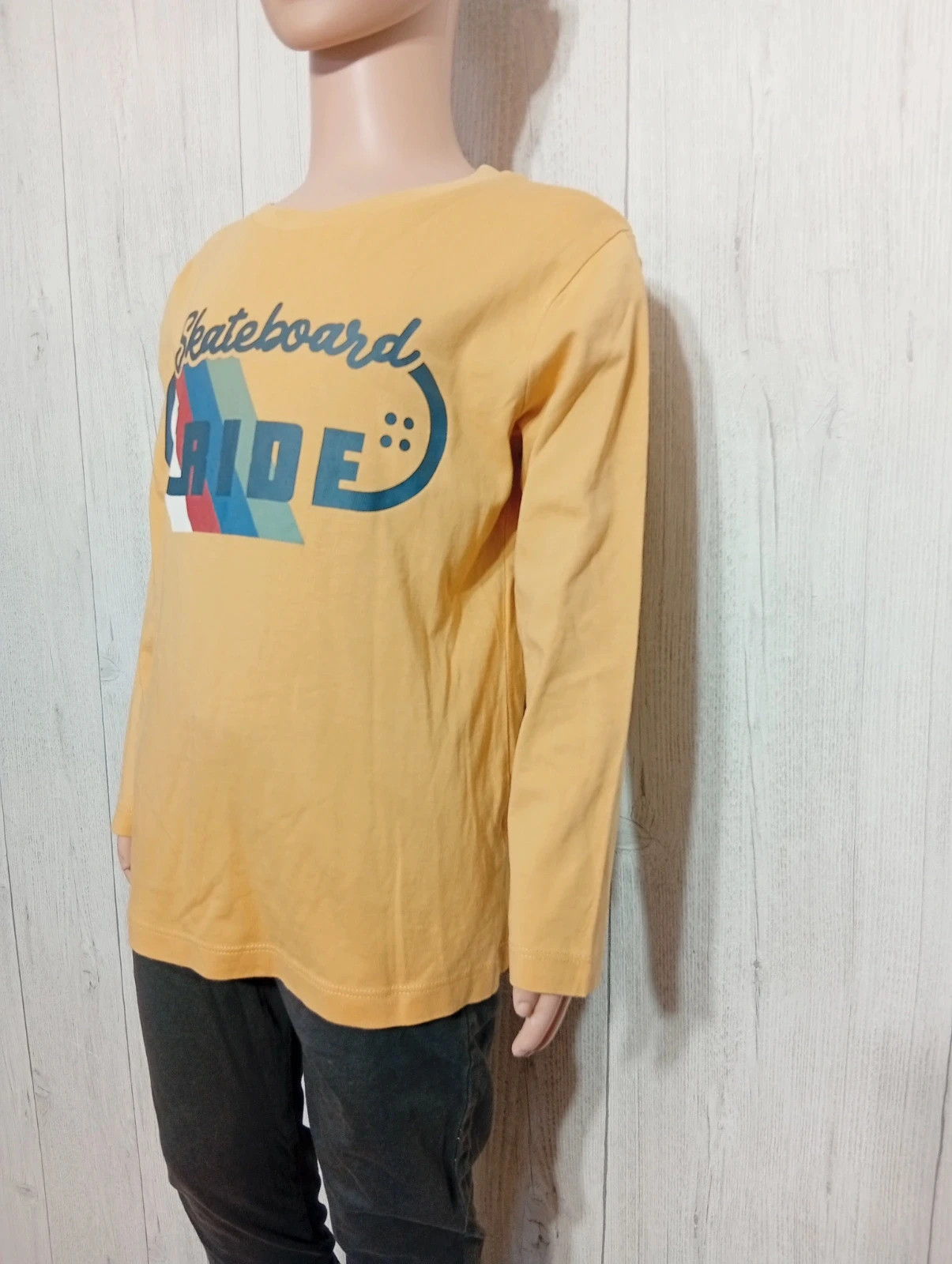 T-shirt manche longue garçon - taille 6ans ( 116 cm) - tape a l'oeil - couleur moutarde – Tape à l'œil – taille 6 ans / 116 cm 5
