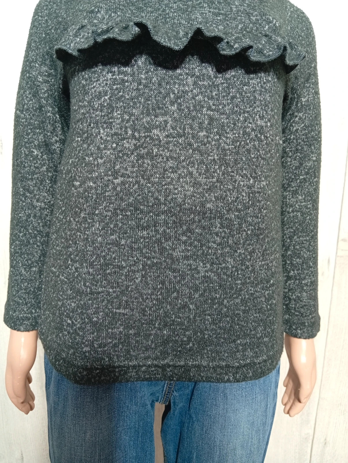 T-shirt manche longue fille - taille 3ans ( 96 cm) - la halle - couleur gris noir – La Halle – taille 3 ans / 98 cm 3