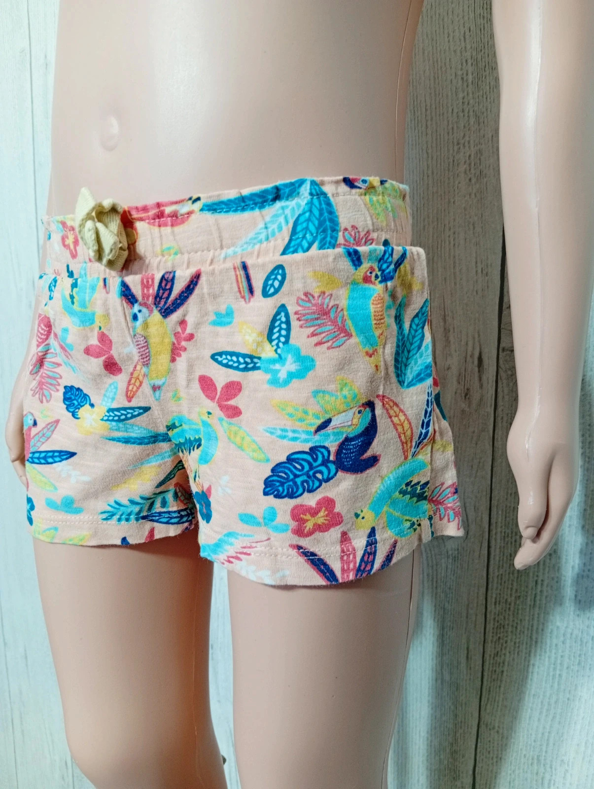 Short fille - taille 3ans (90/97 cm)- Kiabi - couleur abricot multicolore – Kiabi – taille 3 ans / 98 cm 4