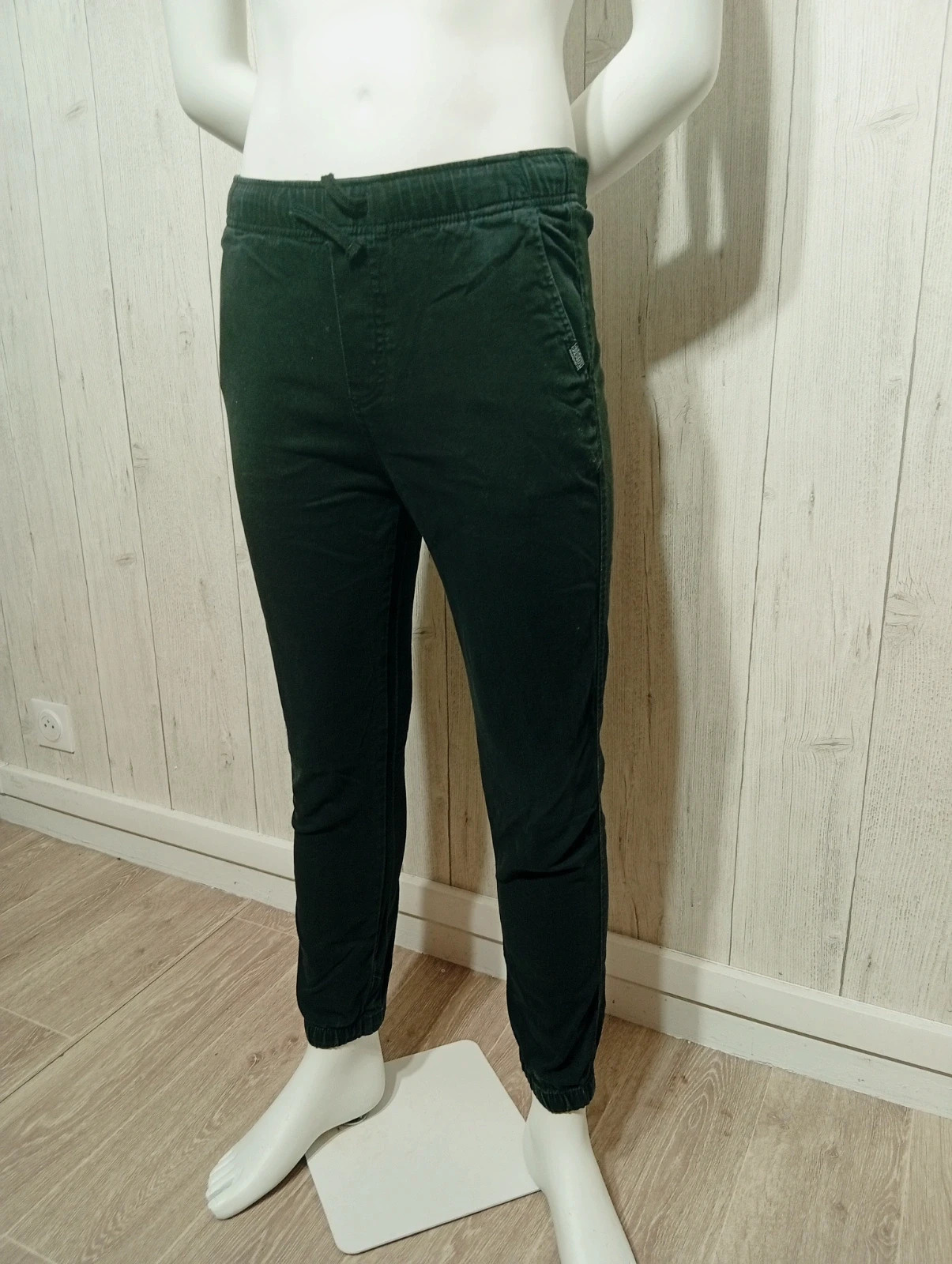 Pantalon garcon - taille 12 ans ( 152 cm) - H&M - couleur noir – H&M – taille 12 ans / 152 cm 5