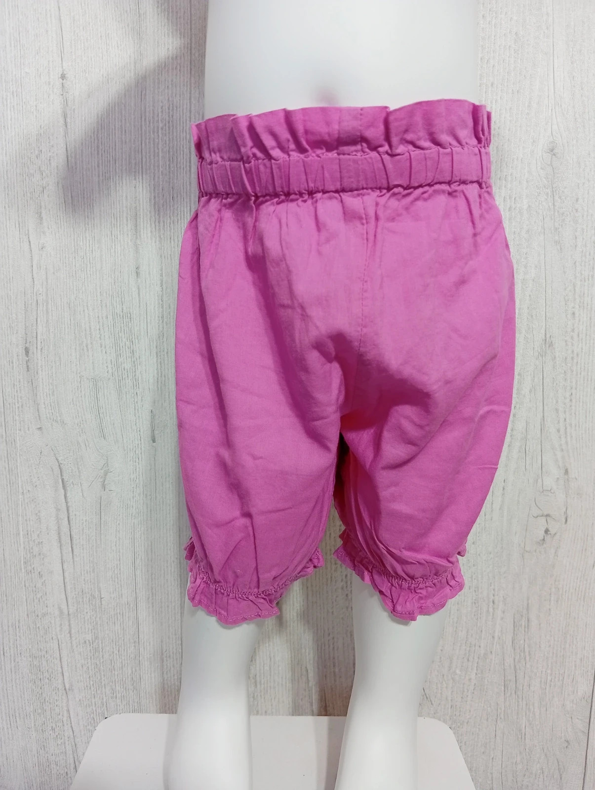 Short fille - taille 9 mois - bouttchou- Couleur fushia