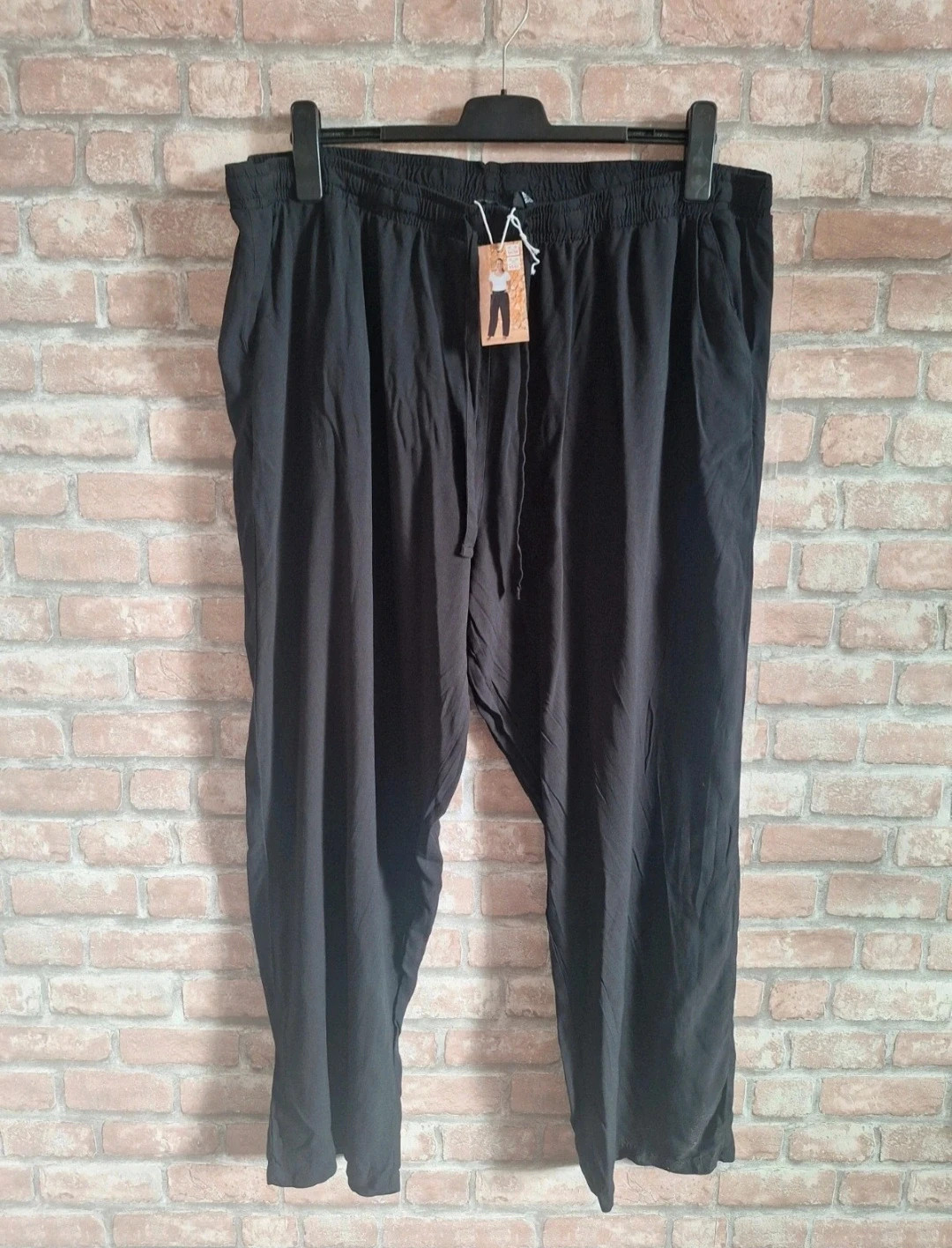 Pantalon femme - Taille 60/62 - up 2 fashion - couleur noir