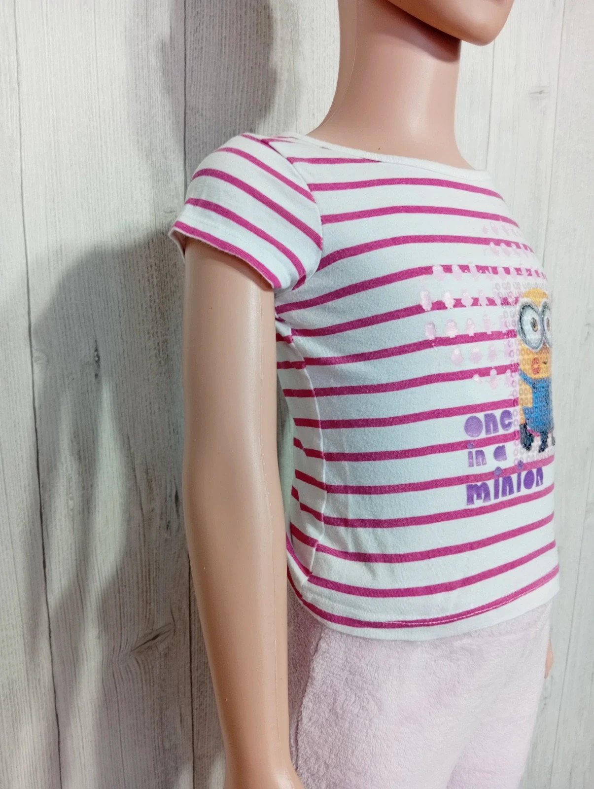 T-shirt manche courte fille - taille 3 ans - Minion - couleur fushia blanc – Minions – taille 3 ans / 98 cm 4