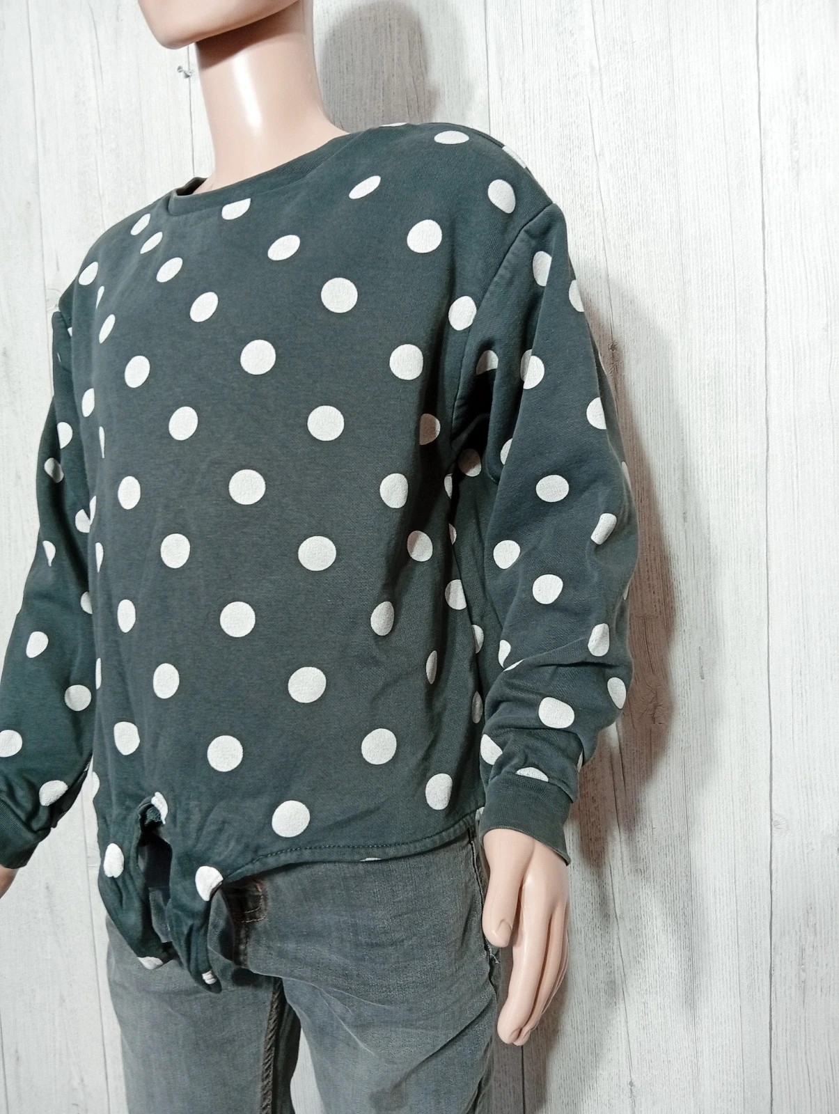 Pull fille - Taille 8 /10 ans ( 134/140 cm) - H&M- Couleur gris et blanc – H&M – taille 9 ans / 134 cm 5