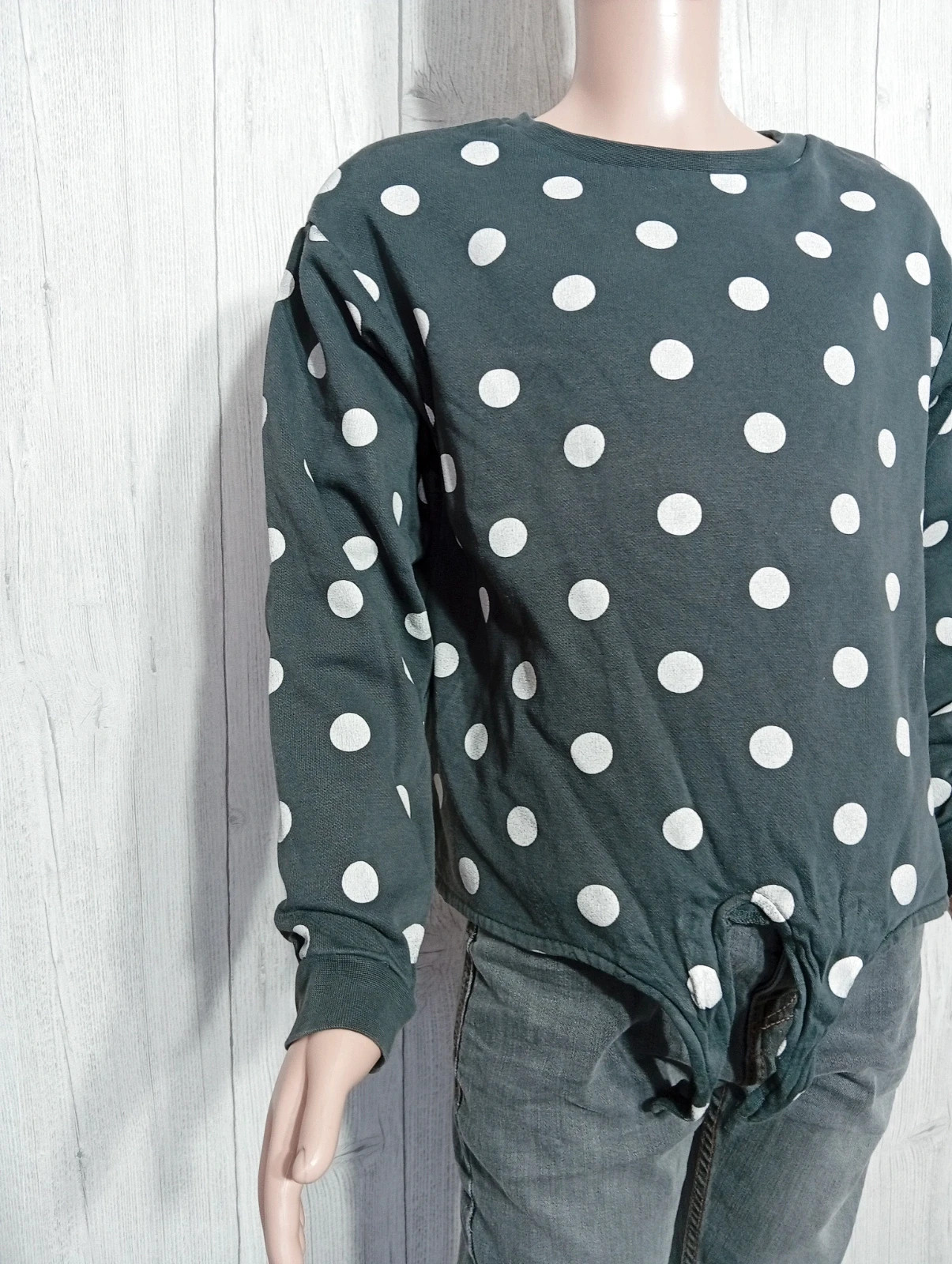 Pull fille - Taille 8 /10 ans ( 134/140 cm) - H&M- Couleur gris et blanc – H&M – taille 9 ans / 134 cm 4