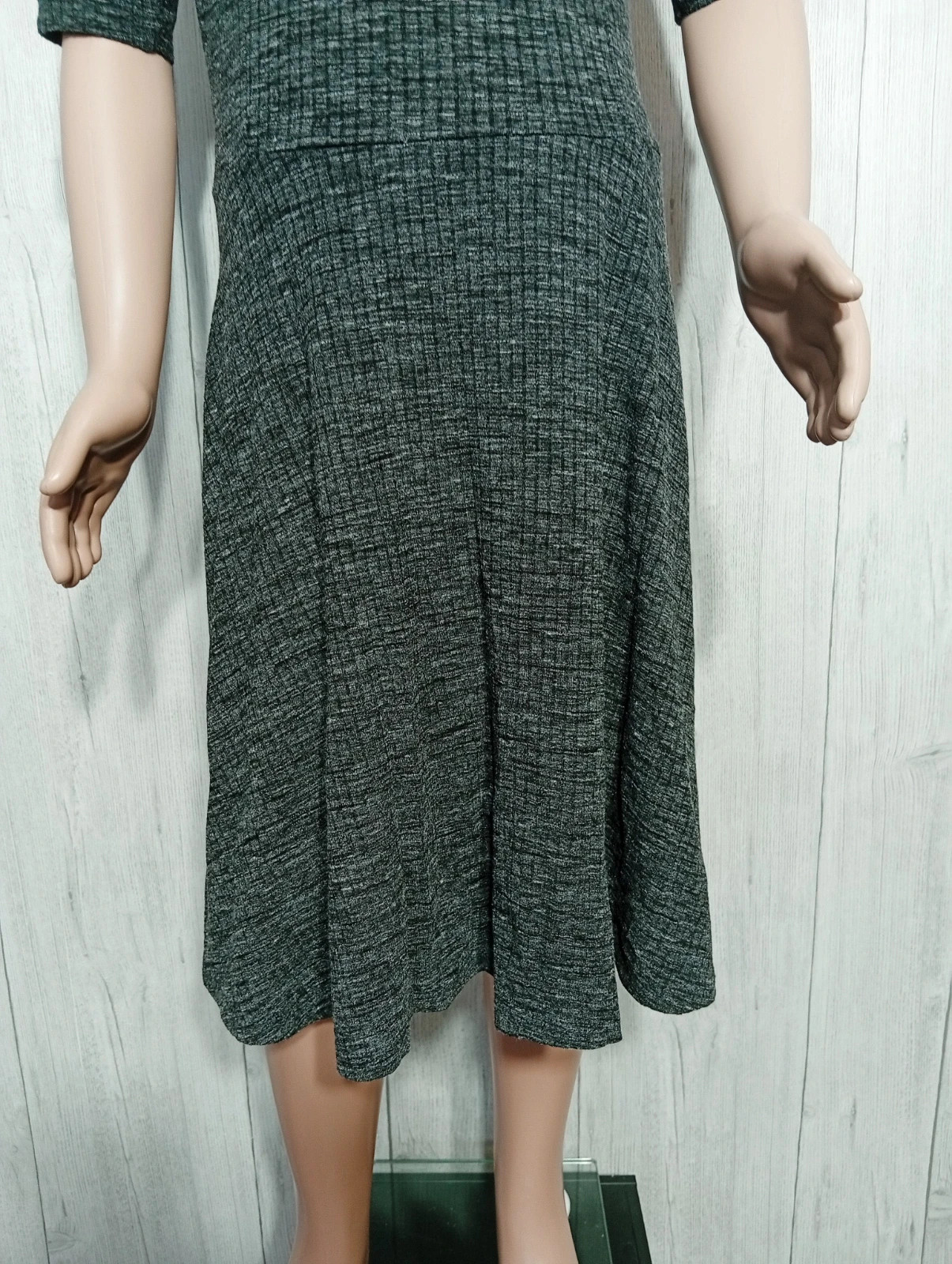 Robe fille - Taille XS/14 ans ( 152/158 cm) -kiabi - couleur noir gris – Kiabi – taille 14 ans / 164 cm 3