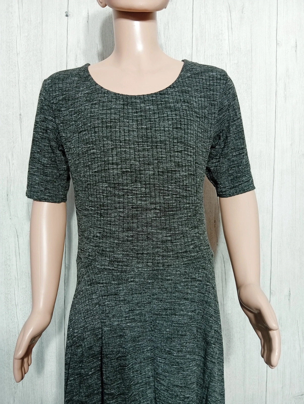 Robe fille - Taille XS/14 ans ( 152/158 cm) -kiabi - couleur noir gris – Kiabi – taille 14 ans / 164 cm 2