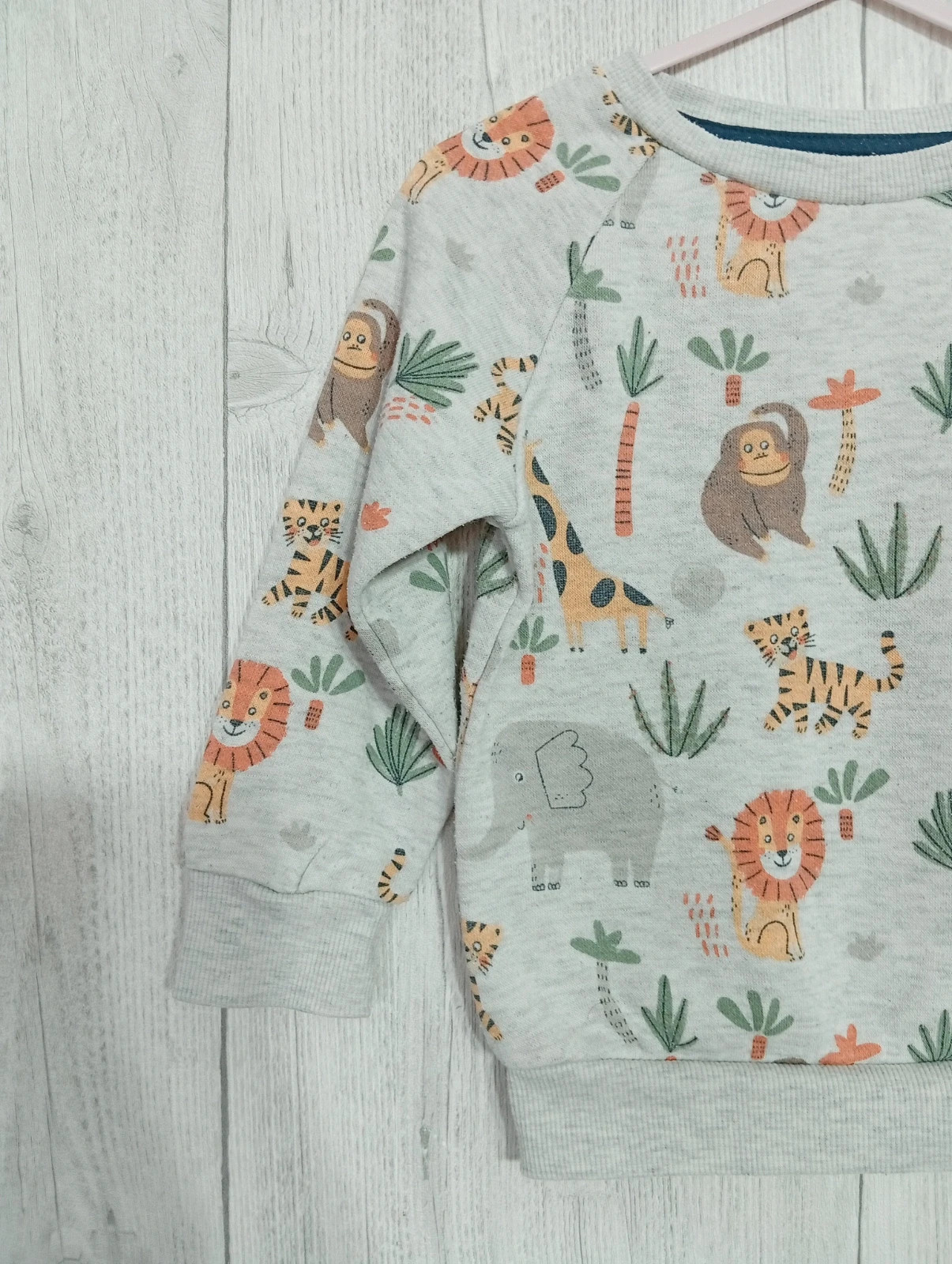 Pull garçon- Taille 12/18 mois ( 86 cm) - primark - couleur gris multicolore – Primark – taille 18-24 mois / 86 cm 4