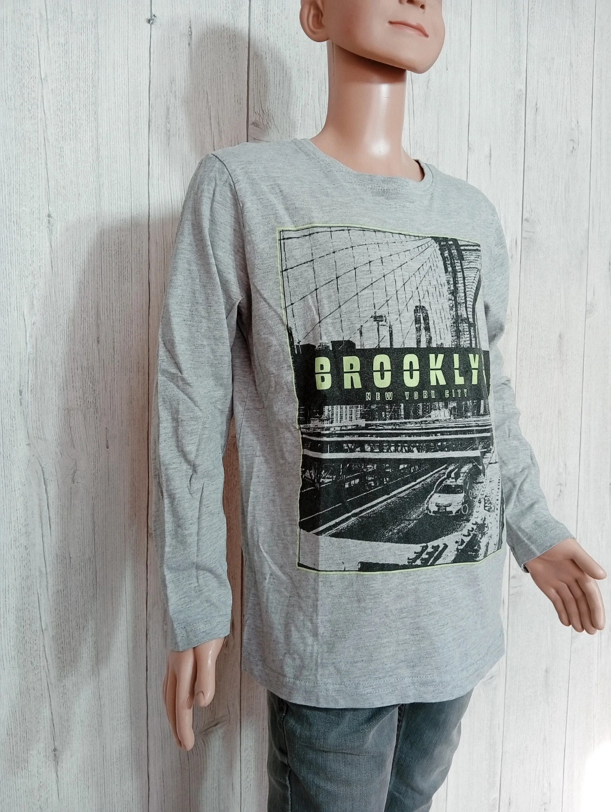T-shirt manche longue garcon- Taille 10/11 ans ( 146 cm) - primark- couleur gris et noir – Primark – taille 11 ans / 146 cm 4