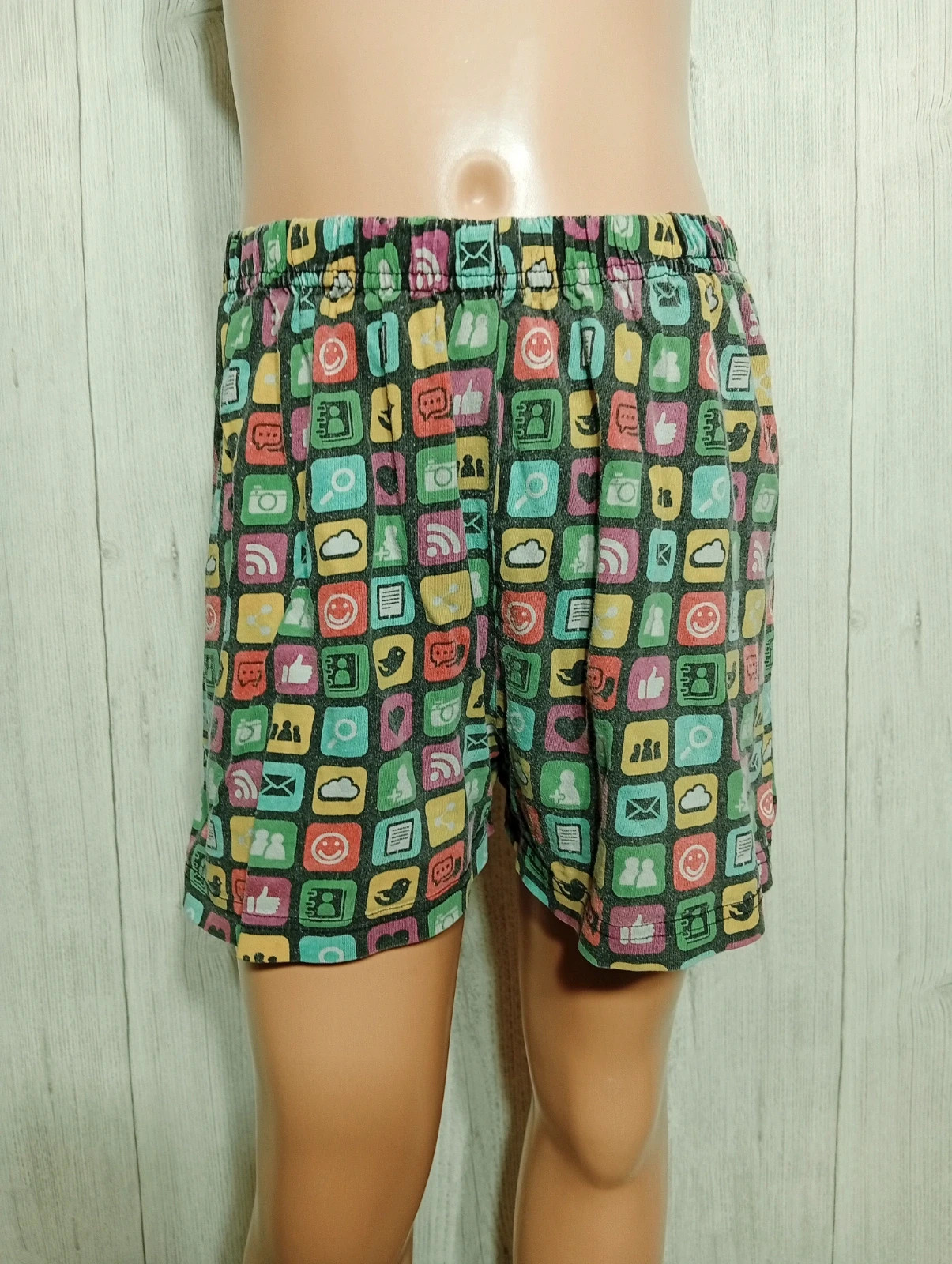 Short fille - taille 12 ans ( 152 cm) - U collection - couleur multicolore