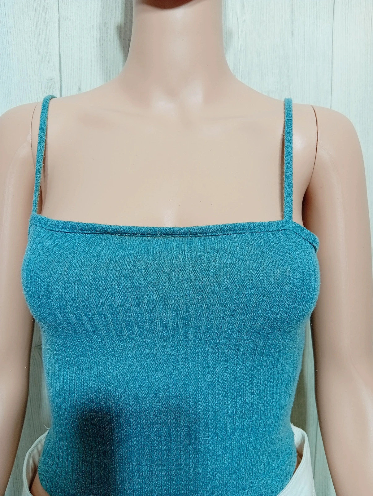 Top court femme- Taille M/38 - shein - couleur vert – Shein – taille M / 38 / 10 2