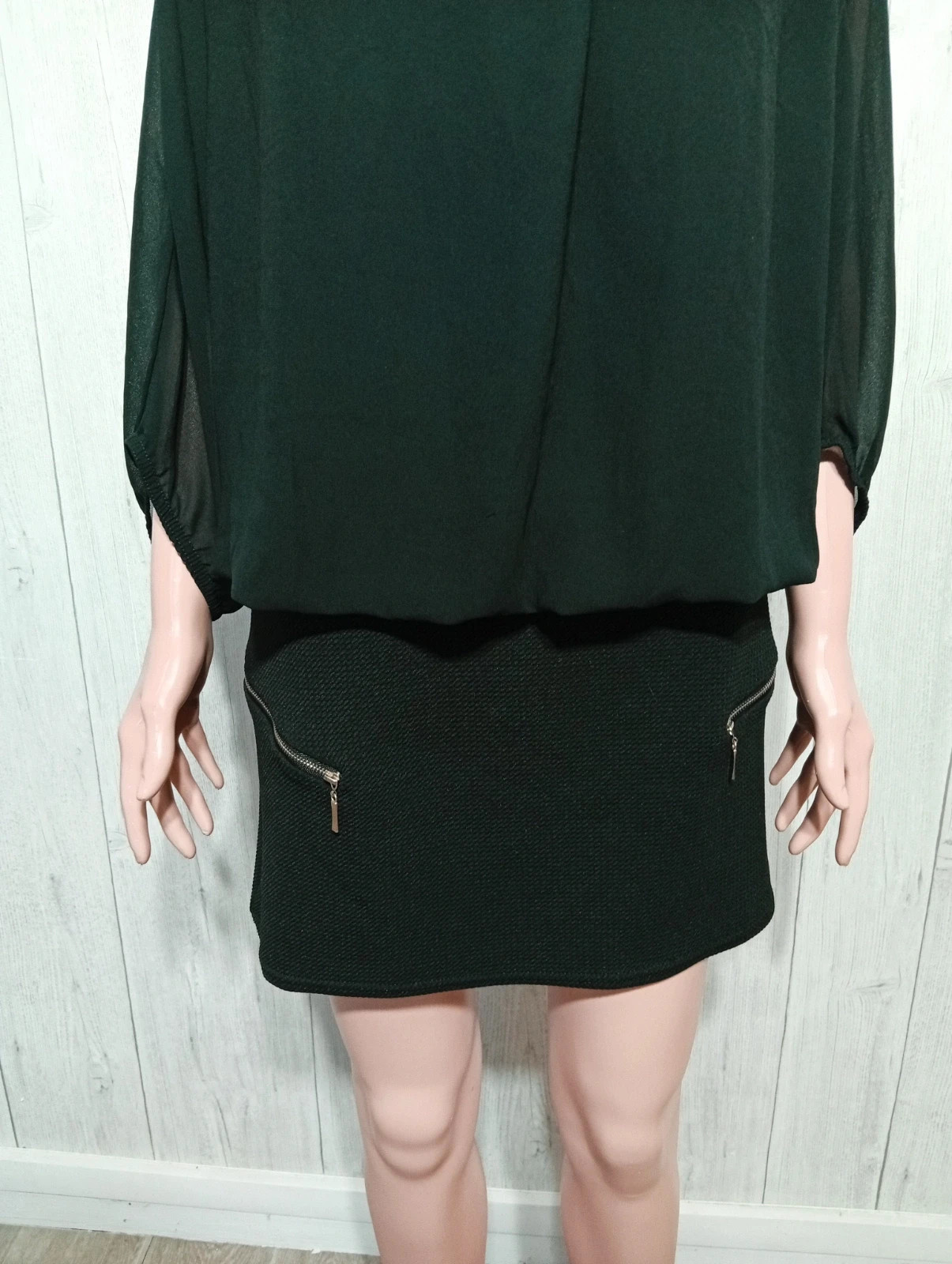 Robe femme- Taille L/40- couleur noir – taille L / 40 / 12 3